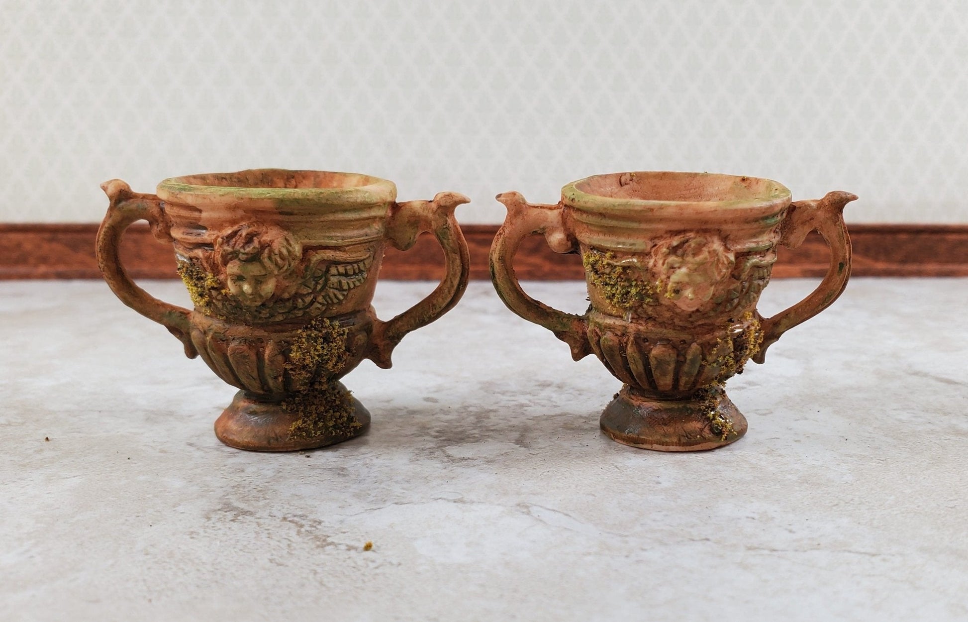 Miniature 2 Handled Urn Planter Cast Resin 1:12 Scale Dollhouse Aged with Moss A1049A Falcon - Miniature Crush