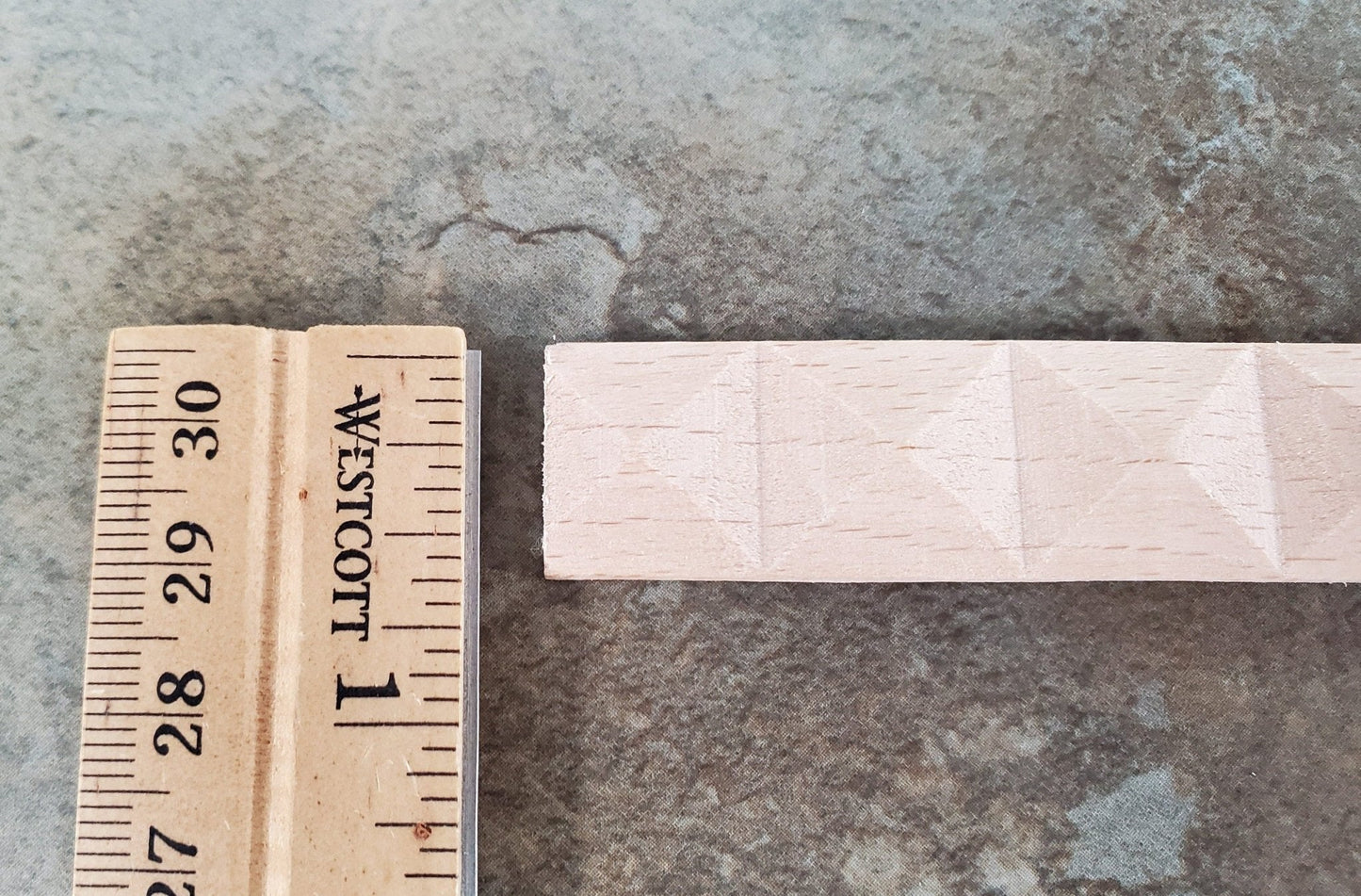 Miniature Diamond Trim Wood Relief Molding 11/16" x 18" Dollhouse Ceilings Walls - Miniature Crush