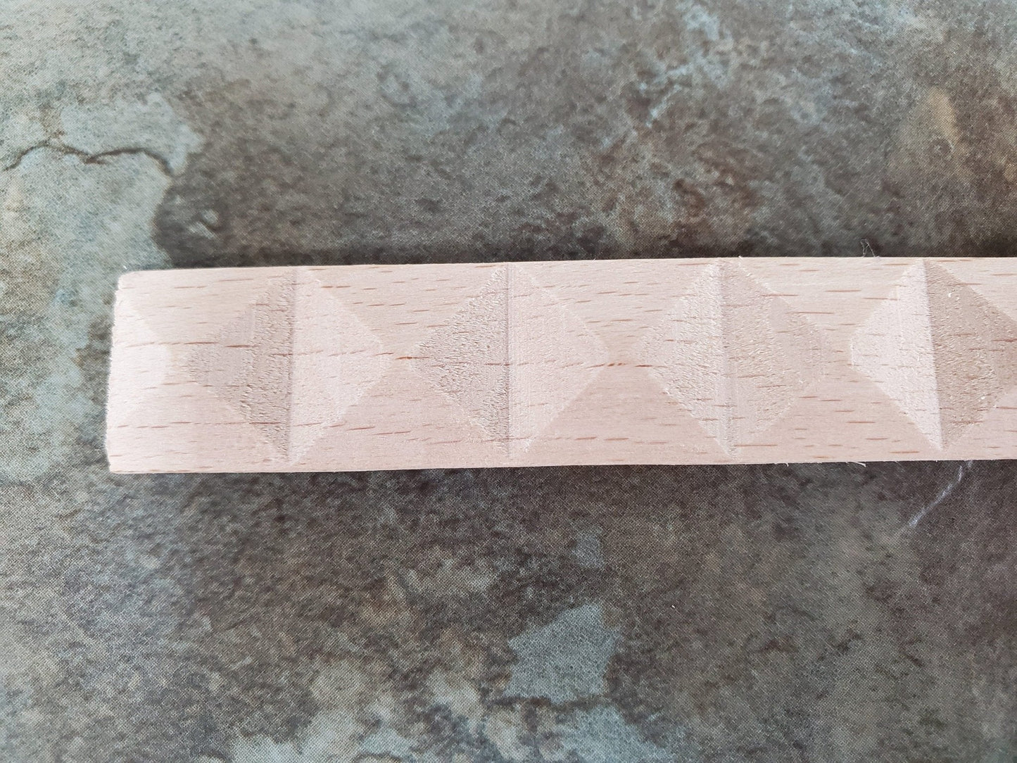 Miniature Diamond Trim Wood Relief Molding 11/16" x 18" Dollhouse Ceilings Walls - Miniature Crush