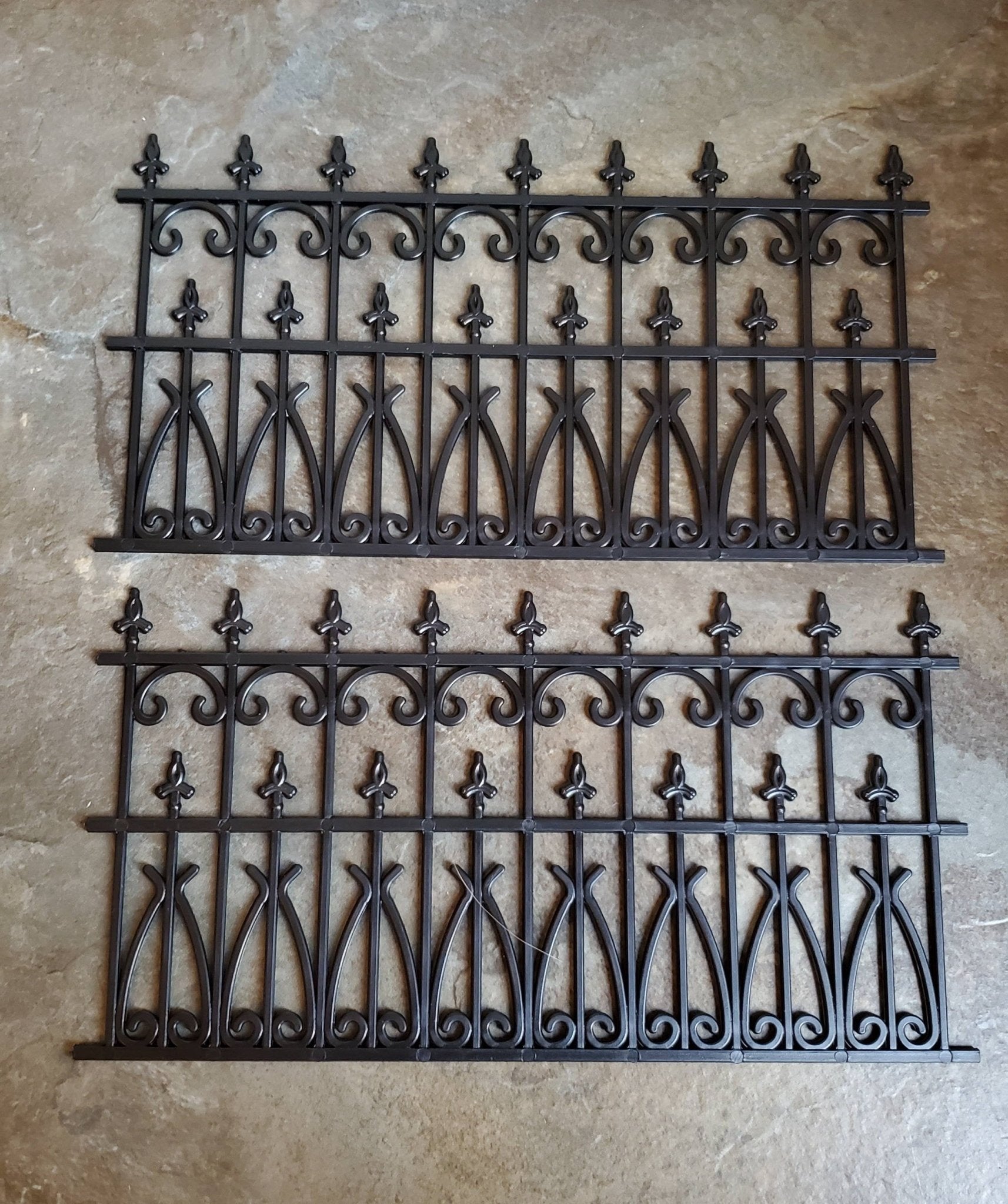 Miniature Fence Railing x2 Black - Also Available In White - Miniature Crush