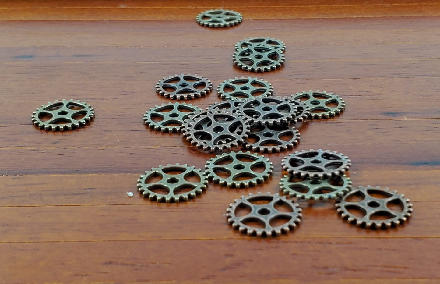 Small Metal Gears Steampunk Crafts Miniatures 20 pieces 5/8" DIY Jewelry Making - Miniature Crush