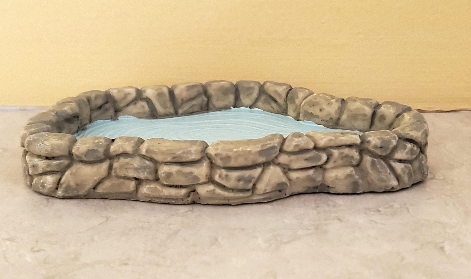 Small Miniature Garden Pond Pool Gray Stone Wall 1:12 Scale Dollhouse Cast Resin - Miniature Crush