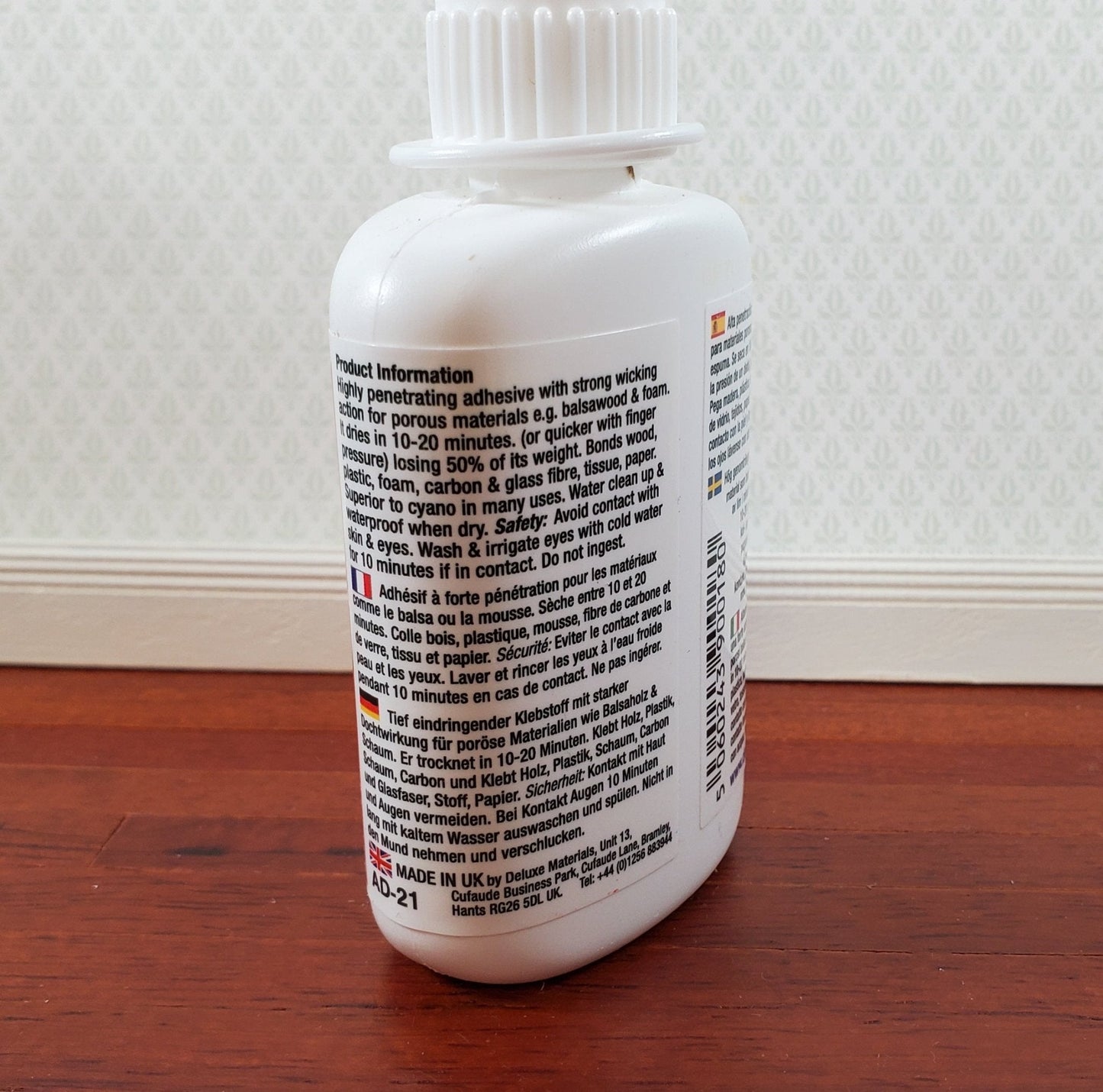 Super 'Phatic Glue Deluxe Materials Ultra Thin Foam Safe Balsa Wood Plastic - Miniature Crush