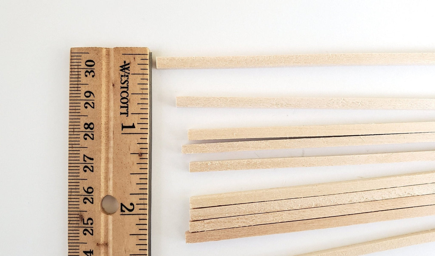 Wood Beams Posts 1/8 x 1/8 x 6" long x20 Basswood Model Making Dollhouses Dioramas - Miniature Crush