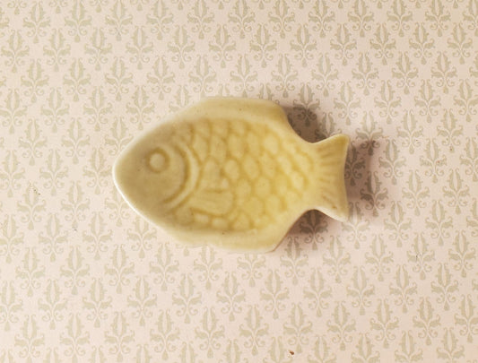 Dollhouse Fished Shaped Platter Light Green Ceramic 1:12 Scale Miniature