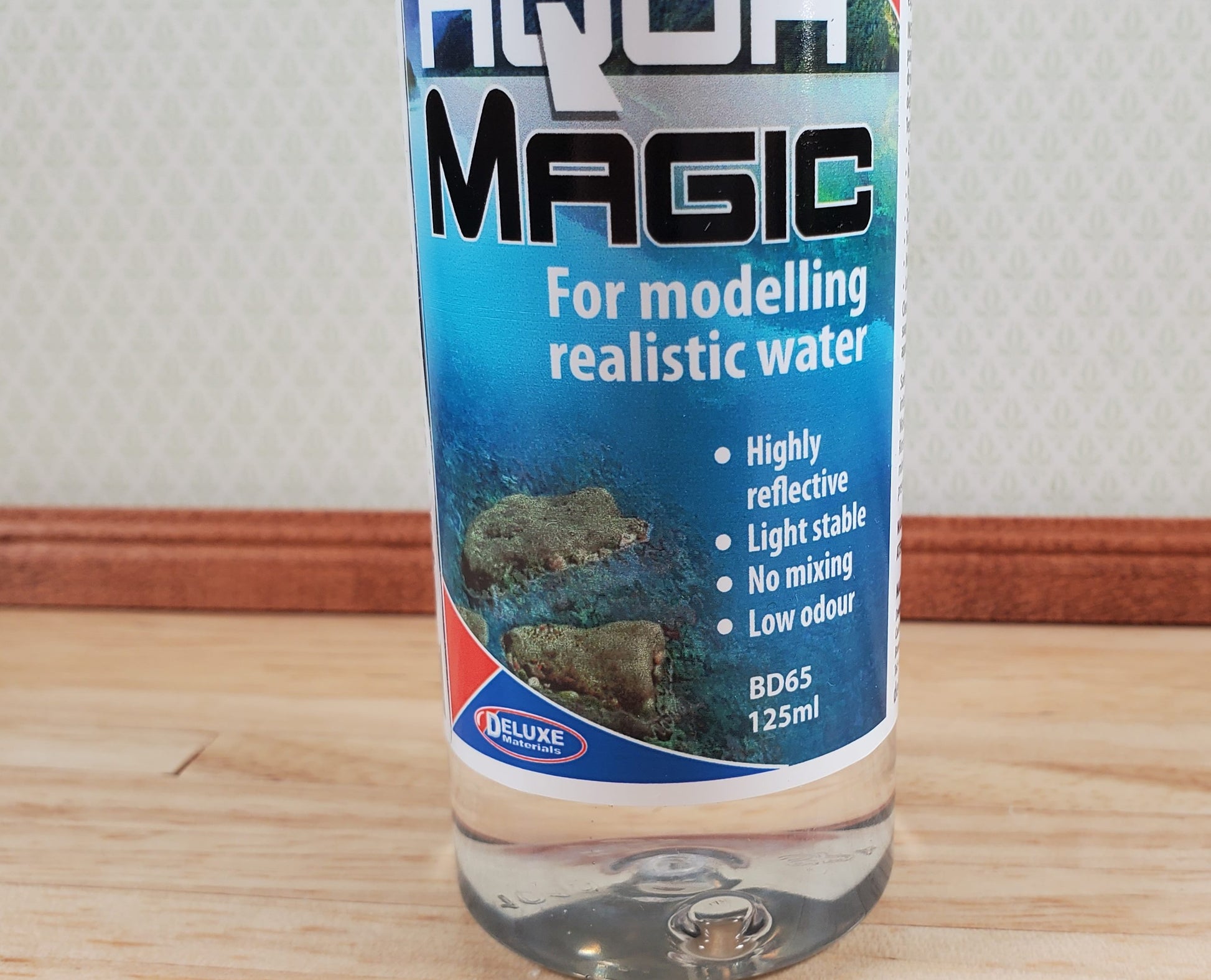 Aqua Magic Modeling Realistic Water Scenes 125ml Deluxe Materials