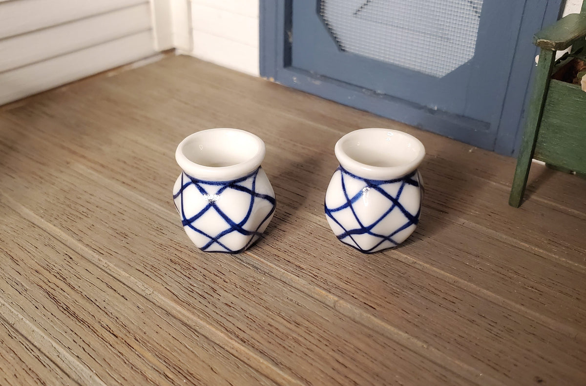 Dollhouse Ceramic Planter Blue & White Set of 2 Cross Hatch 1:12 Scale Miniature