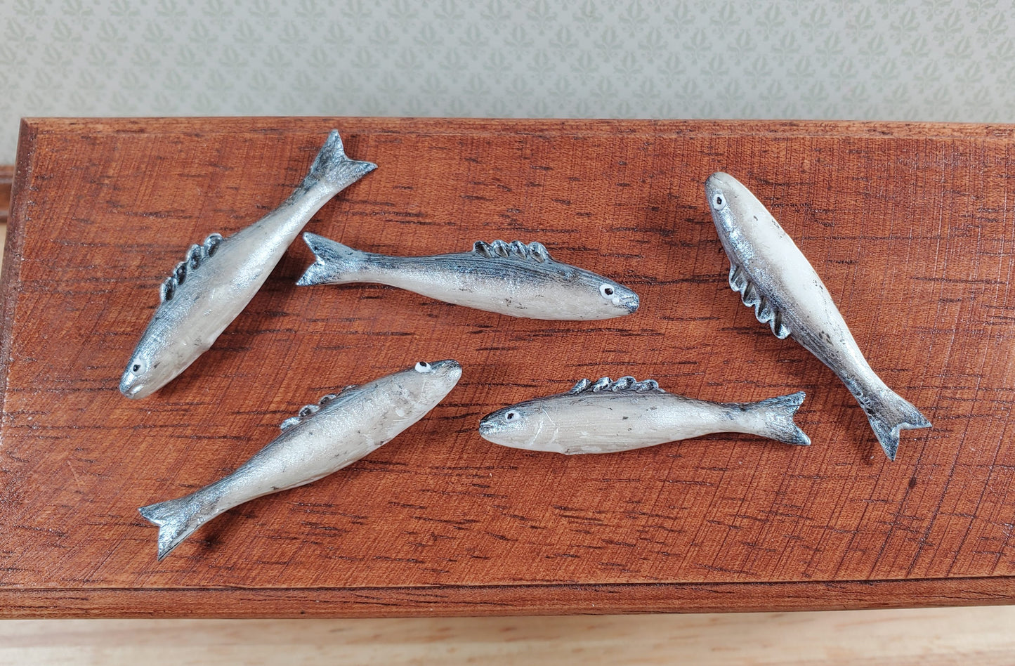 Miniature Fish Mackerel for Dollhouse 5pc Seafood Grocer Grocery Store 1 3/4"