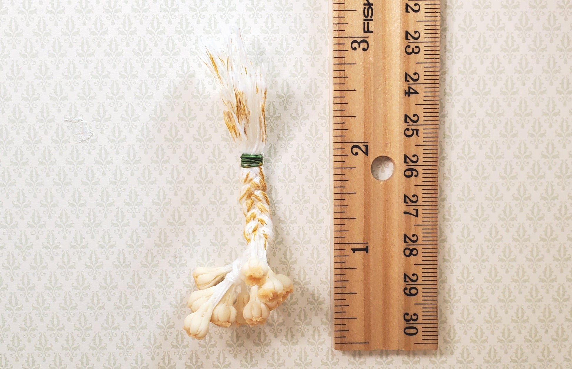 Dollhouse String of Garlic 1:12 Scale Miniature Food Kitchen Grocery