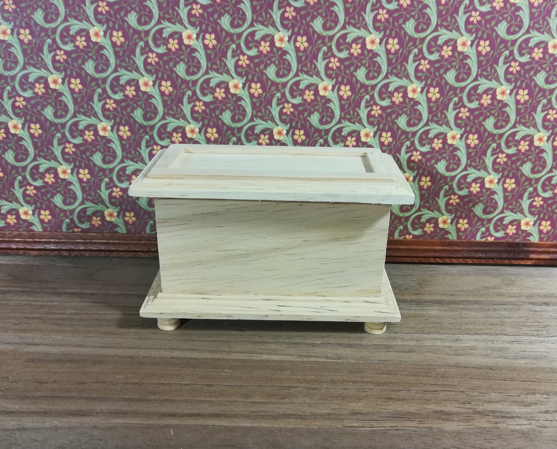 Dollhouse  Wood Blanket Trunk Unpainted 1:12 Scale Miniature Furniture