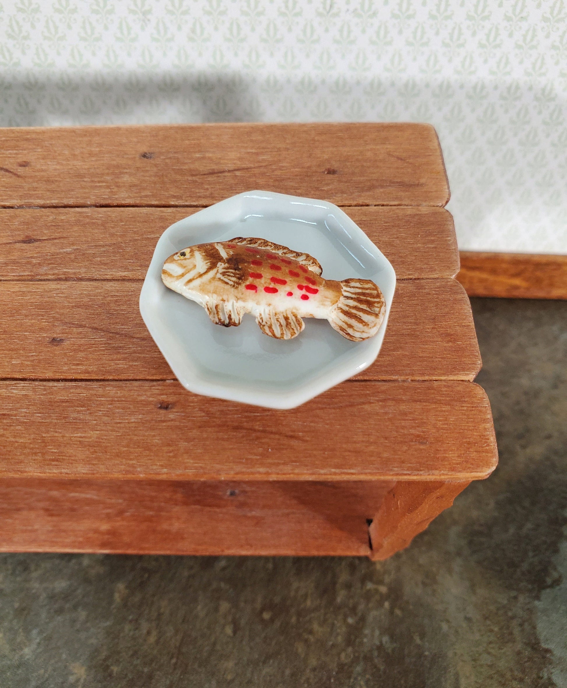 Miniature x3 Fish Grouper for Dollhouse Food Seafood Grocer Grocery Store 1 1/4"