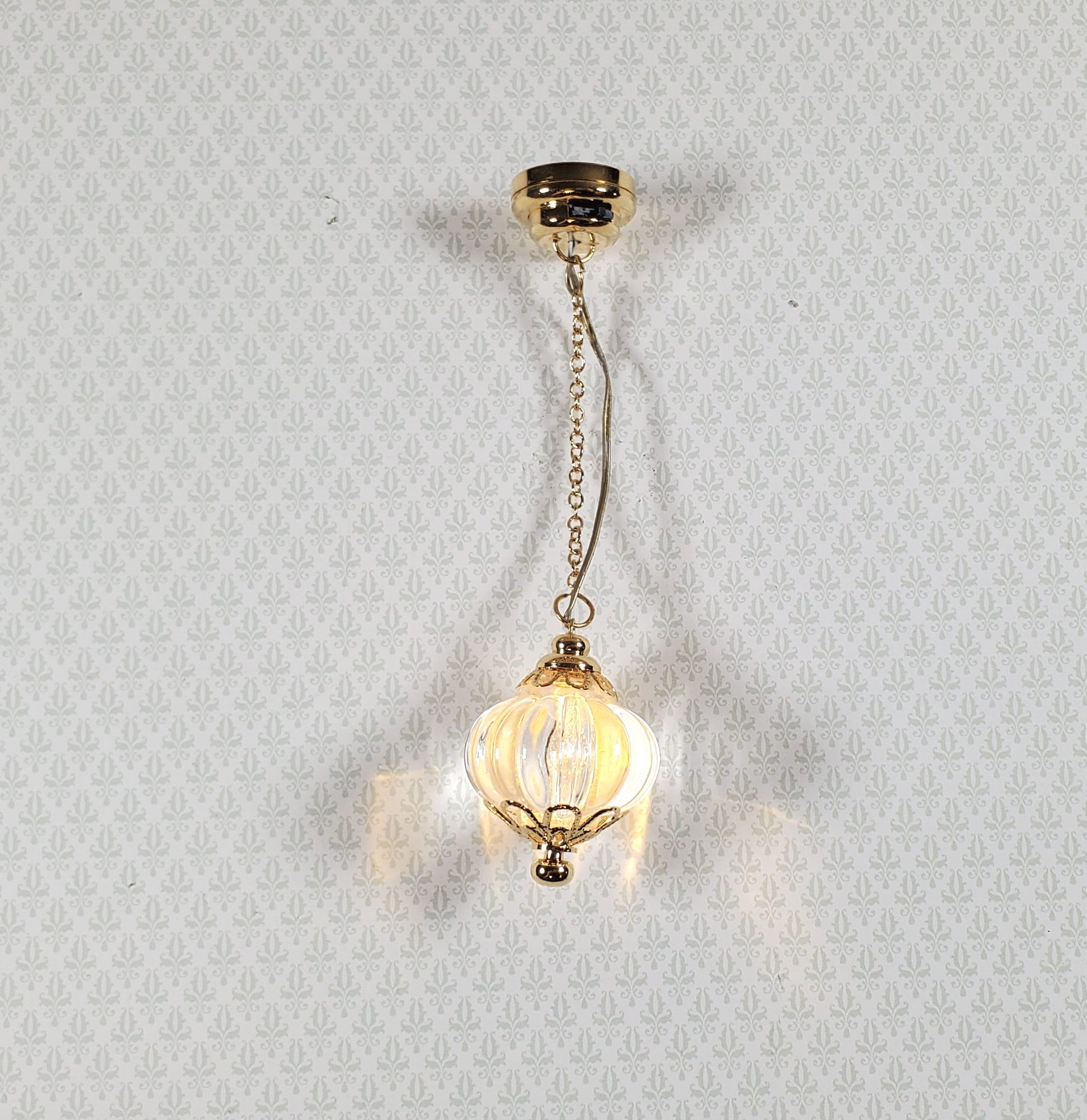 Dollhouse Battery Bead Ceiling Light 1:12 Scale Miniature Houseworks 2557