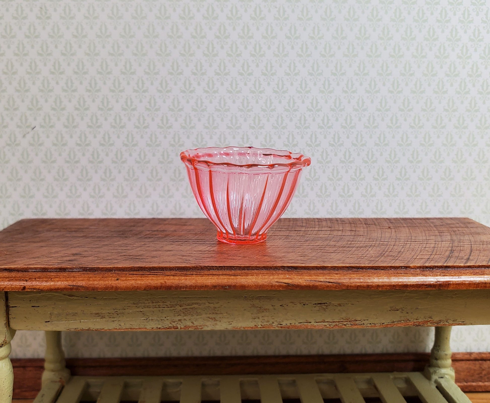 Dollhouse Glass Serving Bowl Large 1:12 Scale Miniature Light Pink