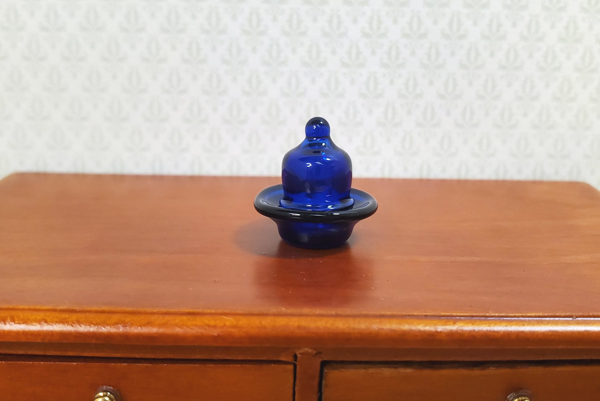 Dollhouse HALF SCALE Cobalt Blue Glass Dish with Lid 1:24 Scale Miniature