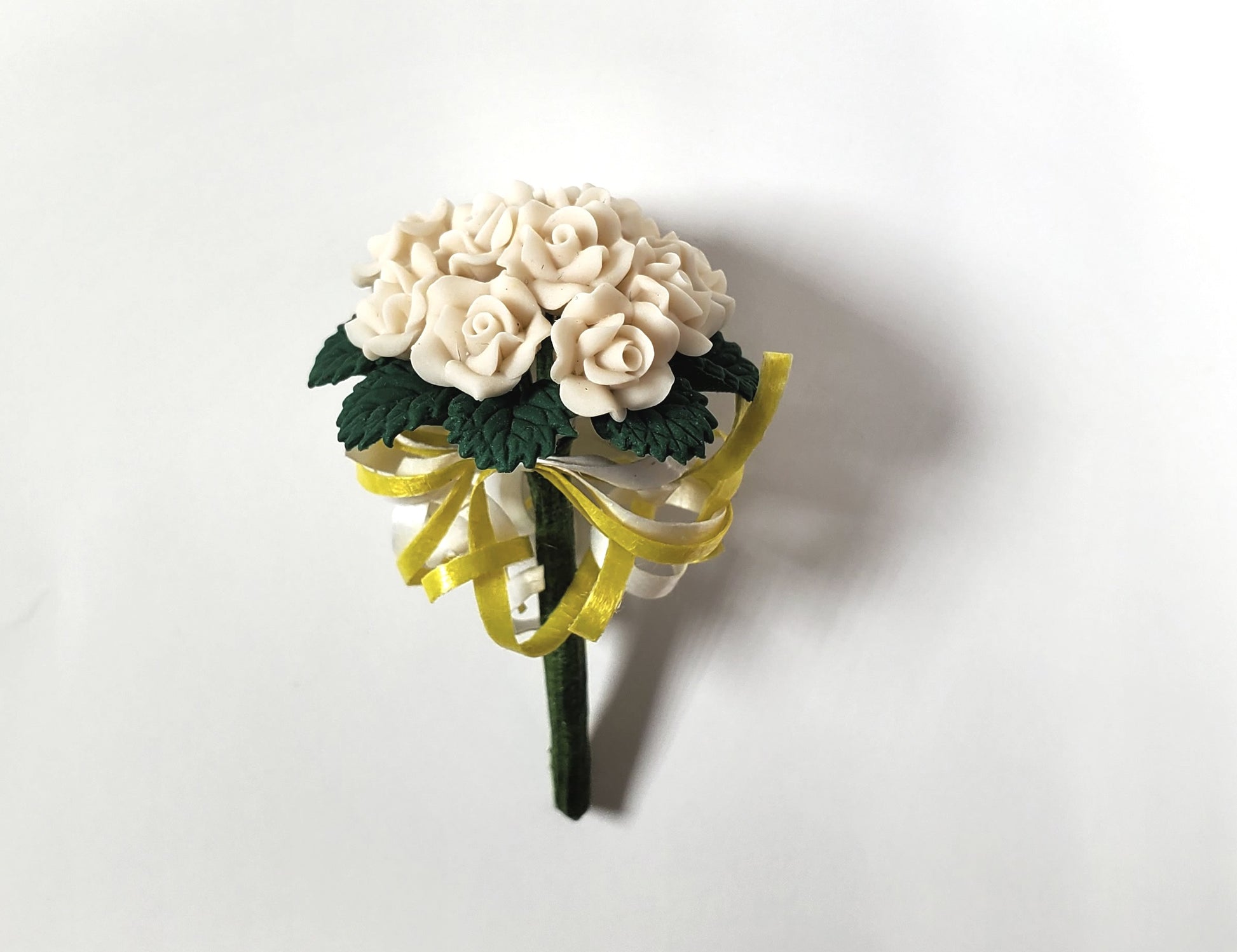 Dollhouse White Roses Bridal Bouquet with Ribbons 1:12 Scale Miniature