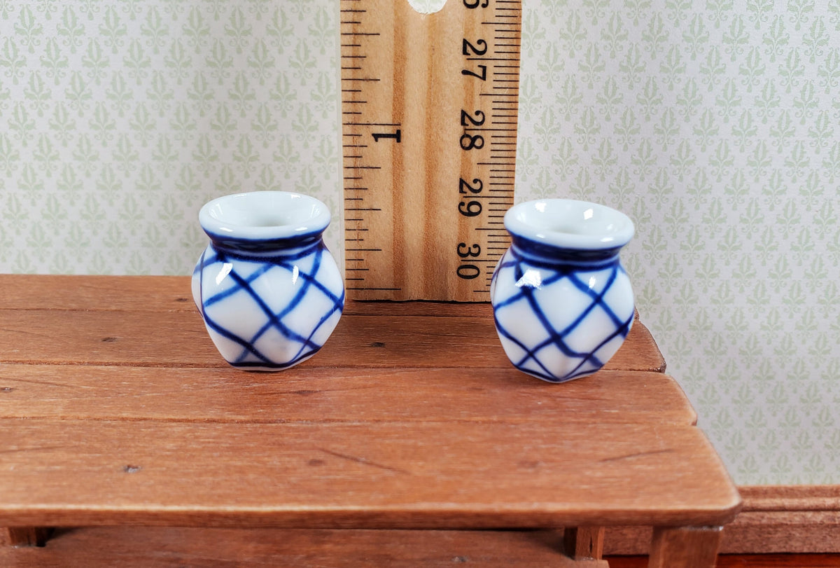 Dollhouse Ceramic Planter Blue & White Set of 2 Cross Hatch 1:12 Scale Miniature