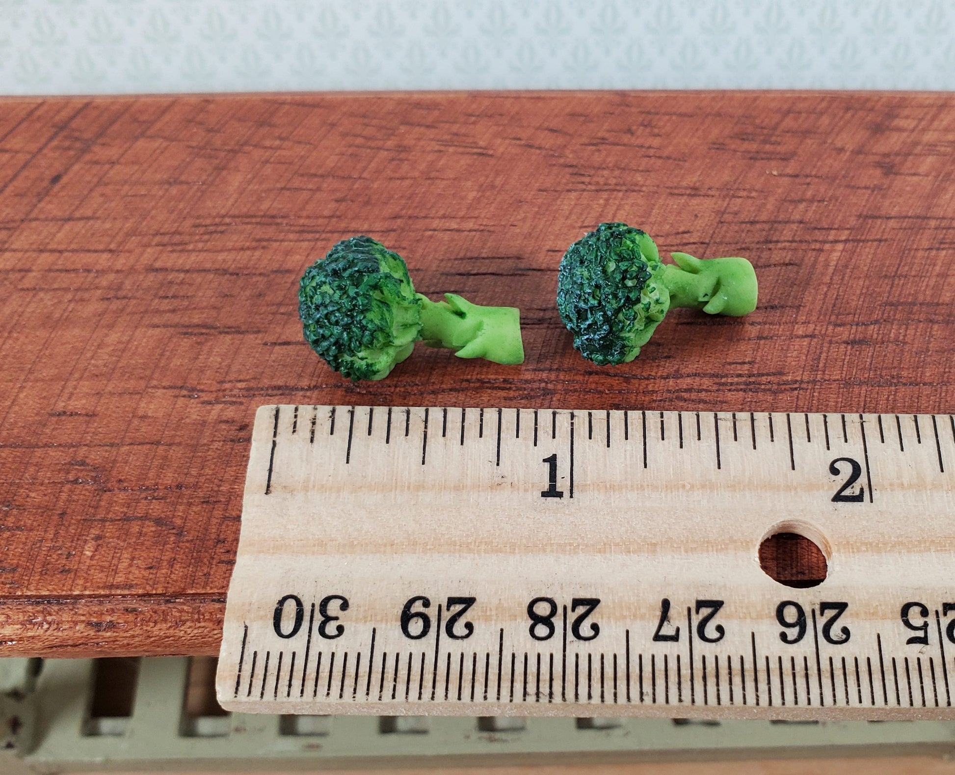 Dollhouse Broccoli Set of 2 1:12 Scale Miniature Kitchen Food Vegetables Grocery
