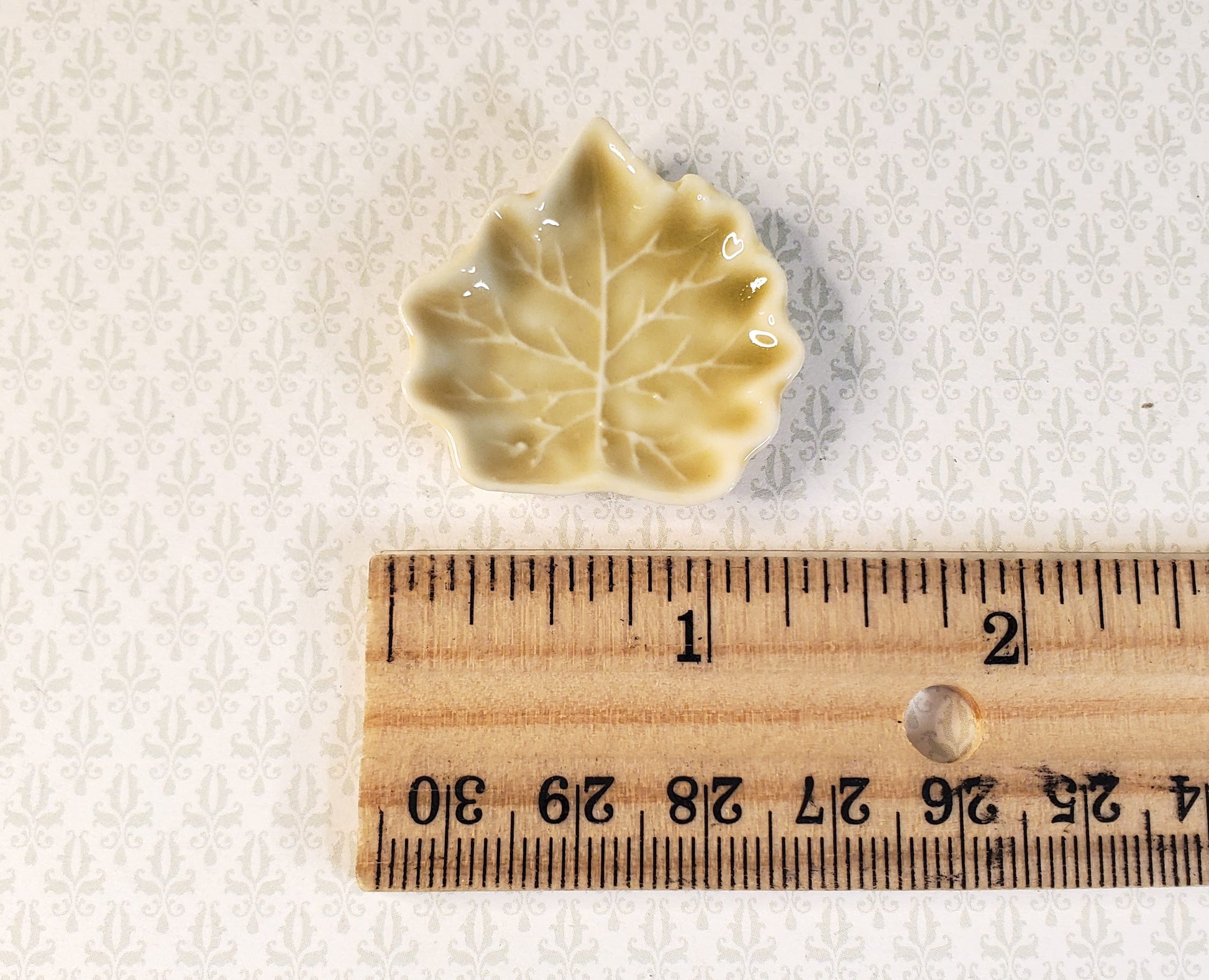 Dollhouse Leaf Shaped Ceramic Serving Platter 1:12 Scale Miniature