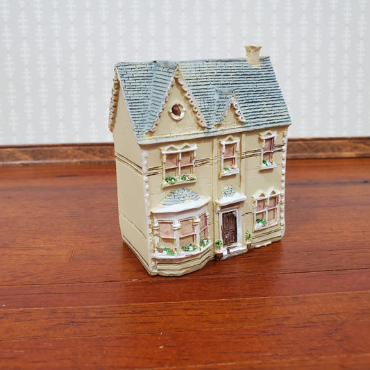 1:144 Scale Dollhouse Resin Miniature "Holme Lodge House" 2 Story - Miniature Crush