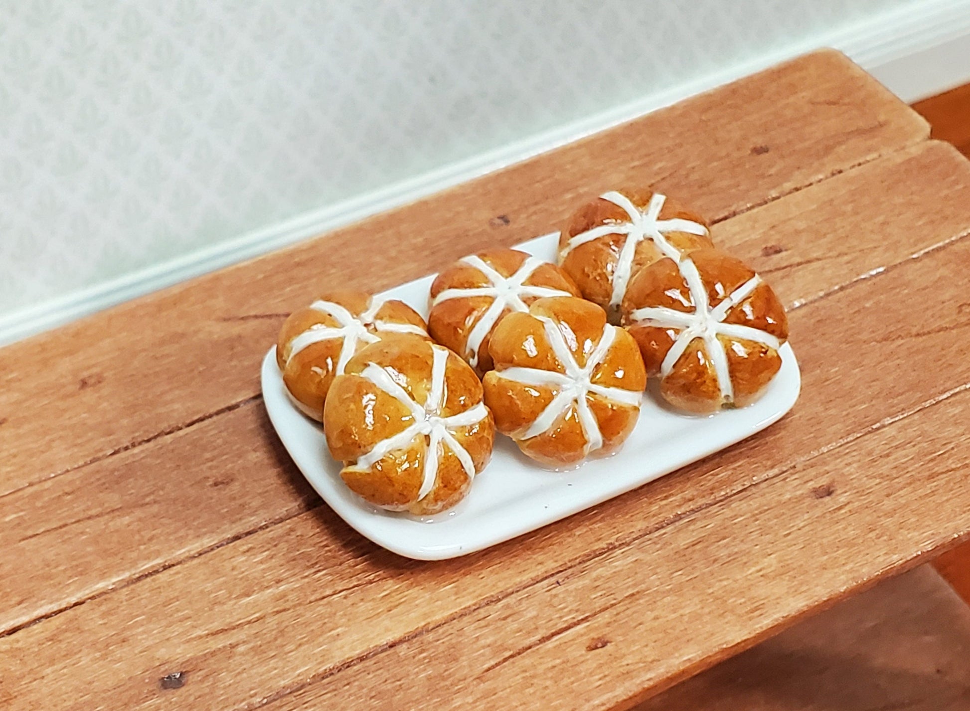 Dollhouse Hot Cross Buns on a White Ceramic Platter 1:12 Scale Miniature Kitchen