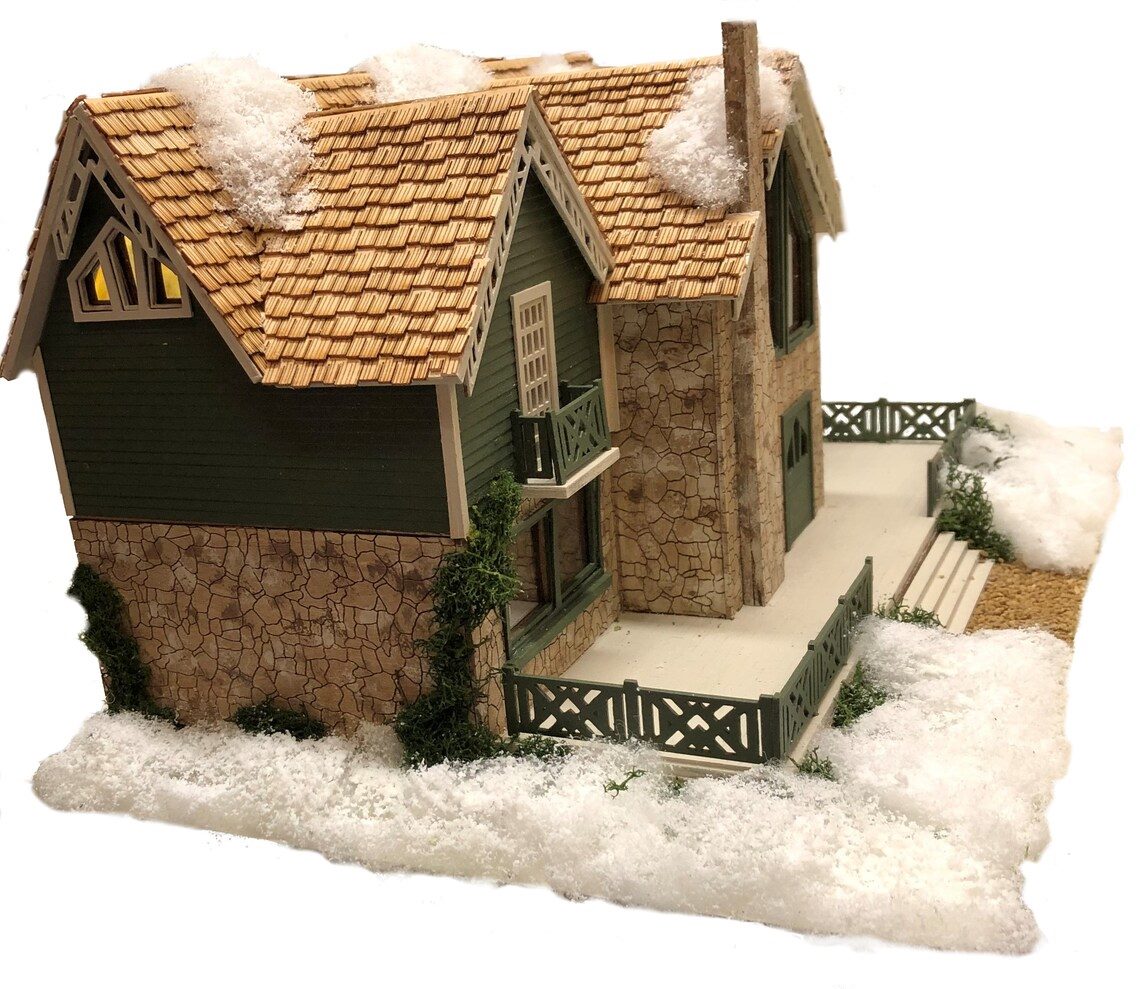 1:48 Quarter Scale Dollhouse KIT Lodge Vacation Home or Log House