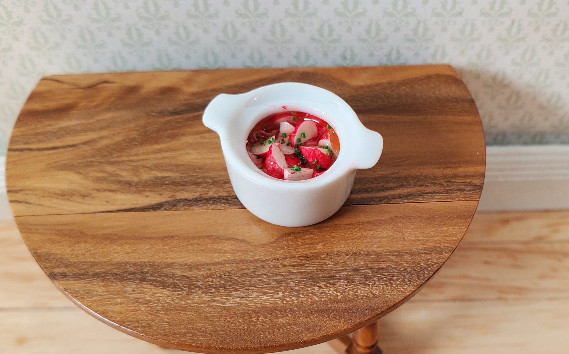 Dollhouse Red Potatoes with Parsley in a Cermaic Pot 1:12 Scale Miniature Food