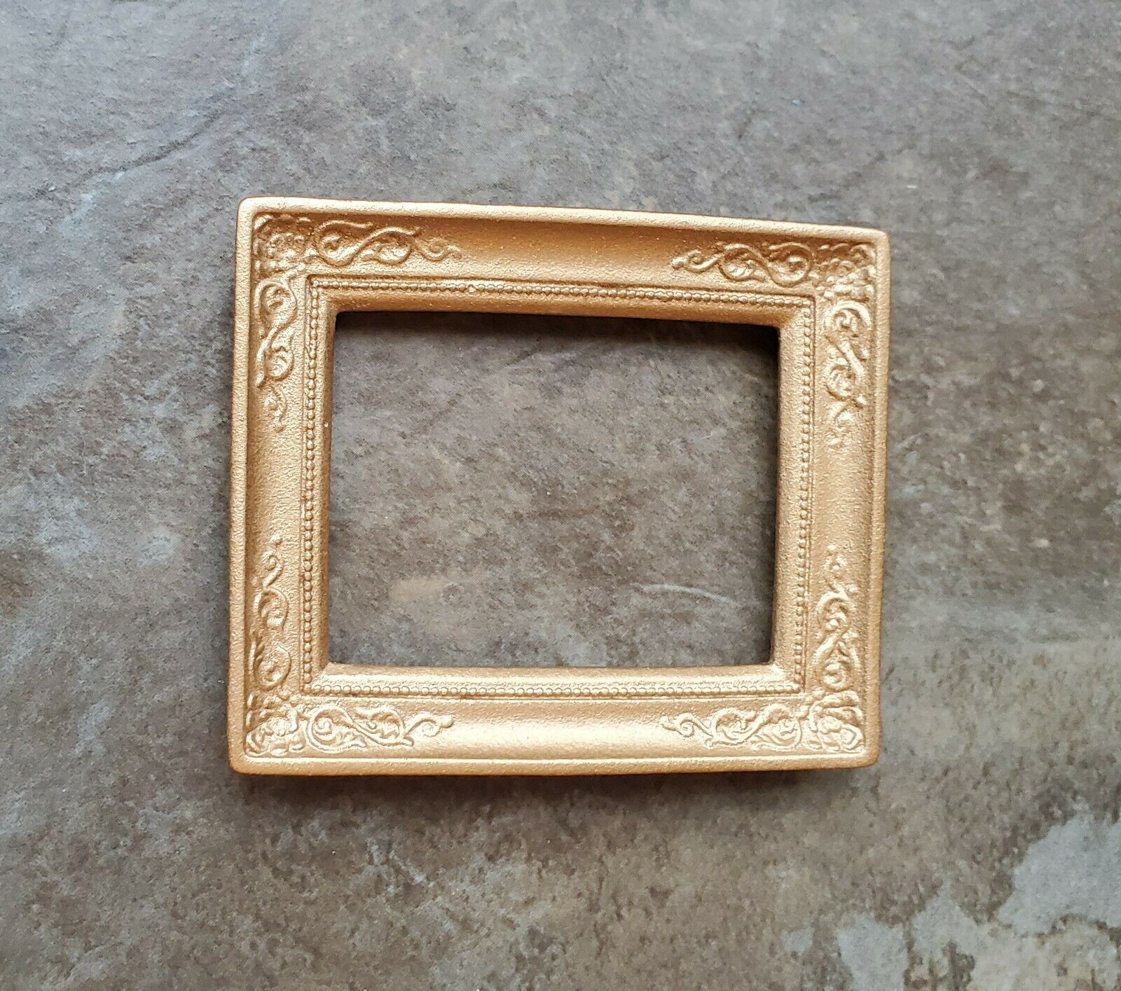 Dollhouse Mini Picture Frame Fancy Gold for Painting 1:12 Scale Miniature Accessory