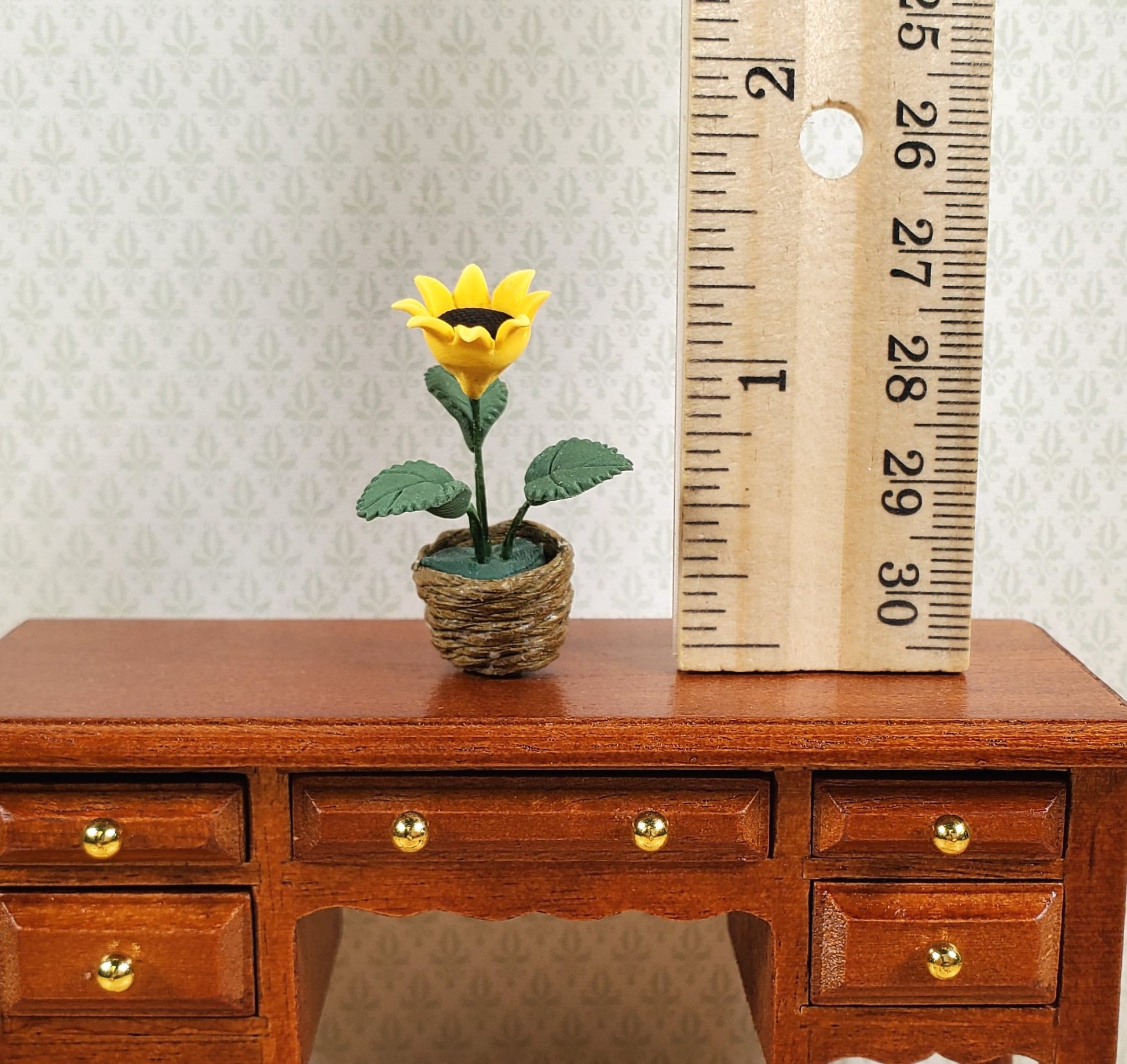Dollhouse Single Sunflower Plant in a Natural Woven Planter 1:12 Scale Miniature