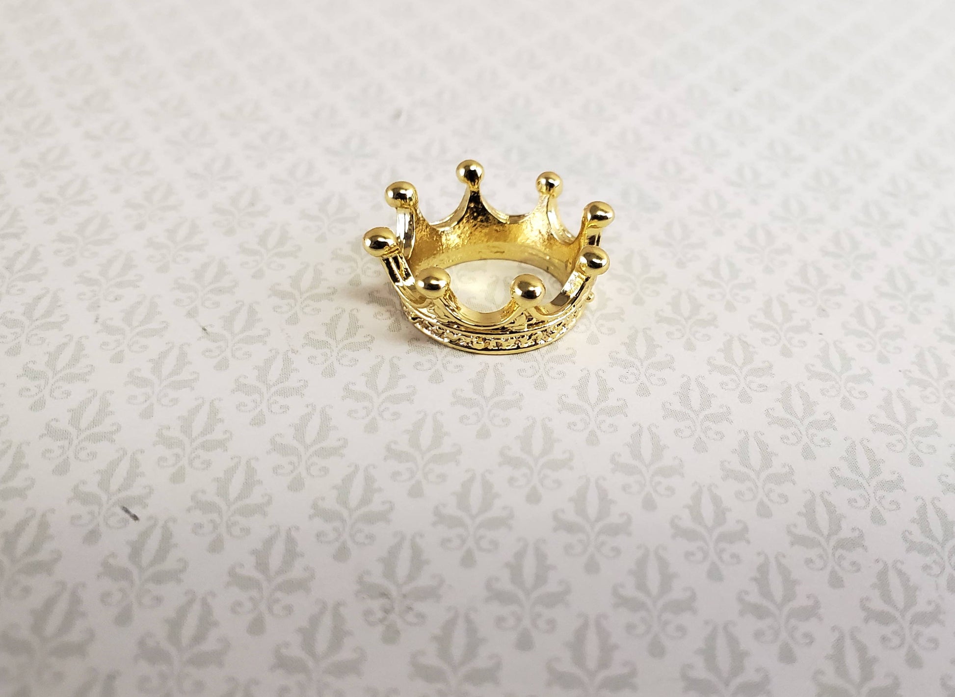 Regal Miniature Gold King's Crown Metal Dollhouse 7/16" Head Opening