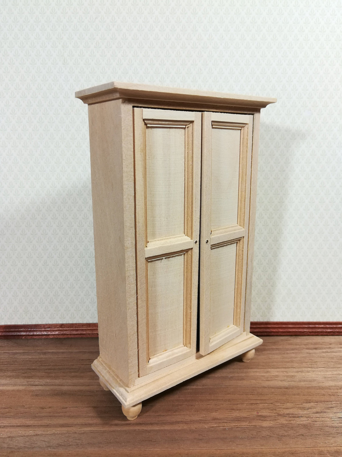 HEEPDD Armoire de Maison de Poupée, Armoire Vintage en Bois pour Poupées Miniatures 1 HEEPDD Armoire de Maison de Poupée, Armoire Vintage en Bois pour Poupées Miniatures 1