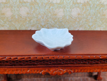 Dollhouse Leaf Shaped Ceramic Serving Platter 1:12 Scale Miniature