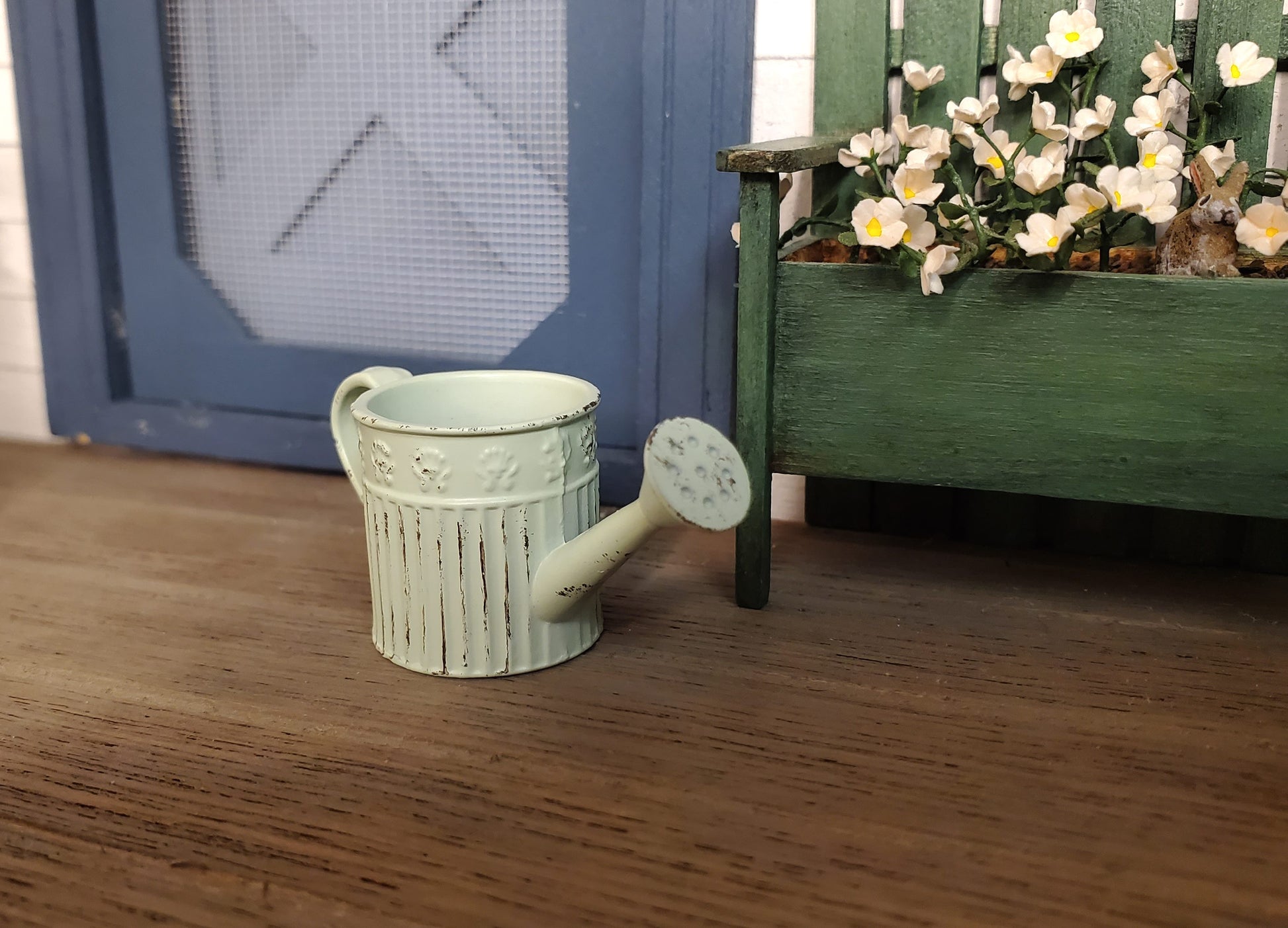 Dollhouse Metal Watering Can with Handle Green 1:12 Scale Miniature Garden