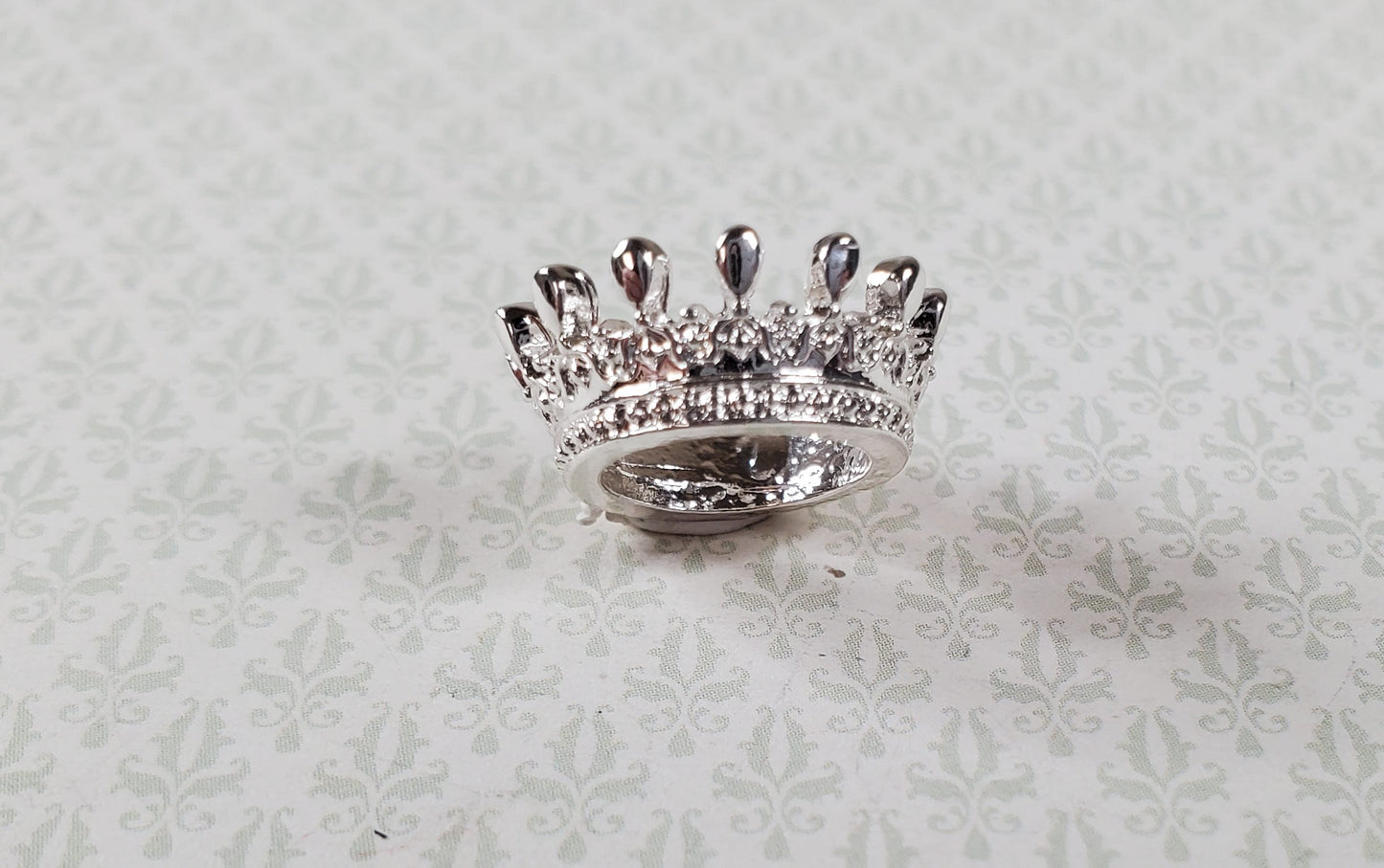 Regal Miniature Silver King's Crown Metal Dollhouse 7/16" Head Opening