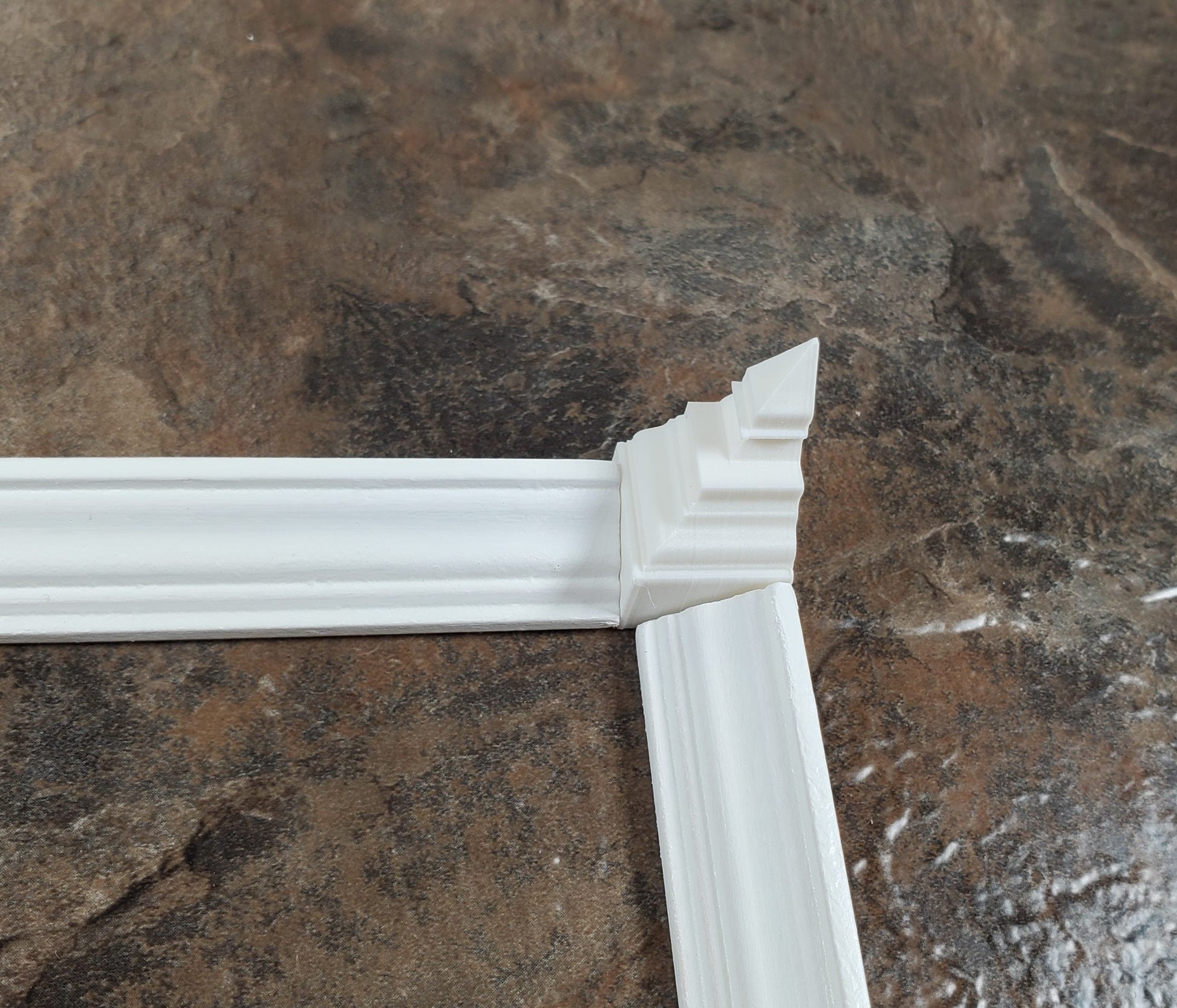 Dollhouse Corner Ceiling Blocks for Crown Molding 2 Inside Pieces 1:12 Scale