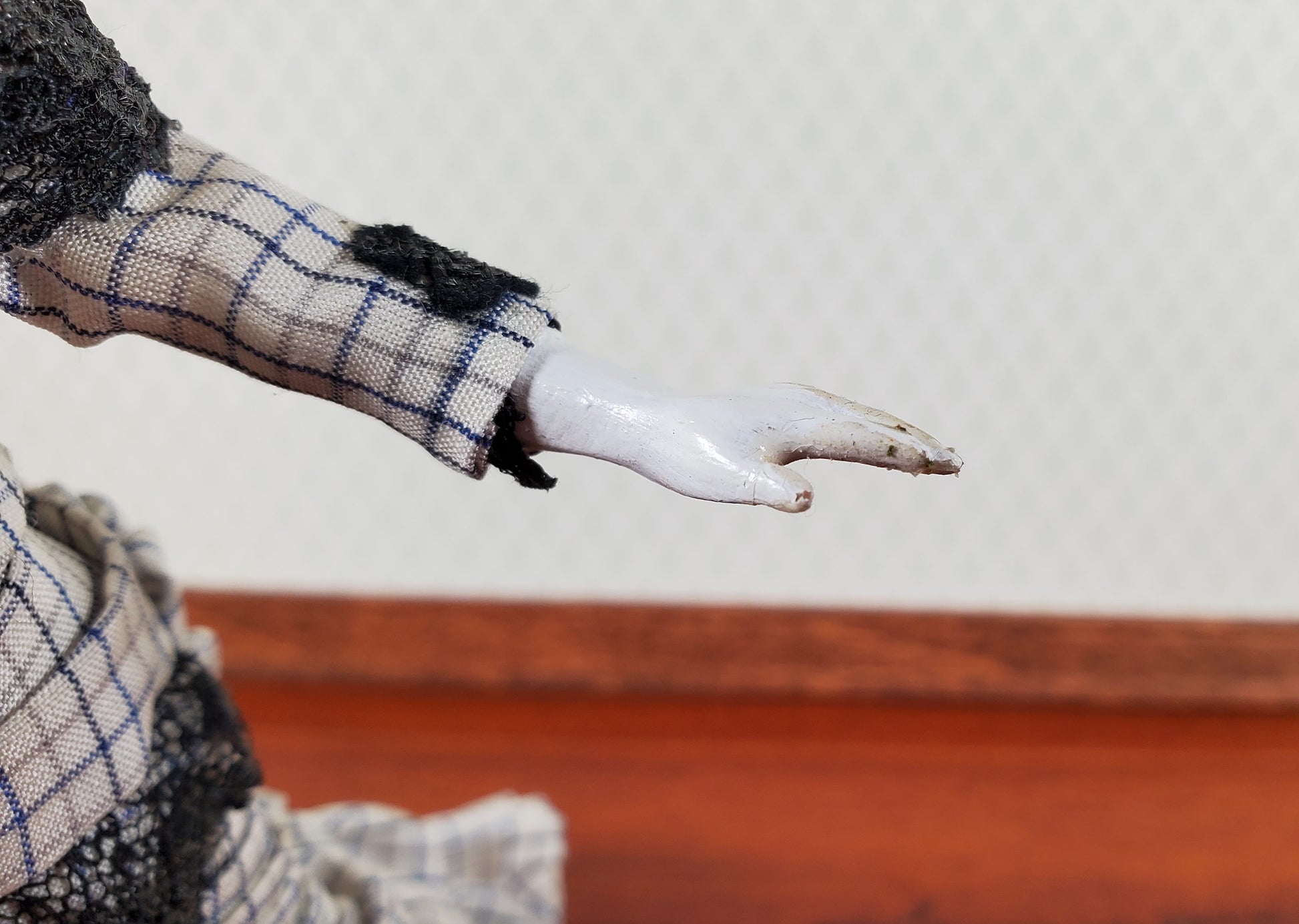 Artisan Dollhouse Doll Victorian Lady 1:12 Scale Vintage OOAK Porcelain