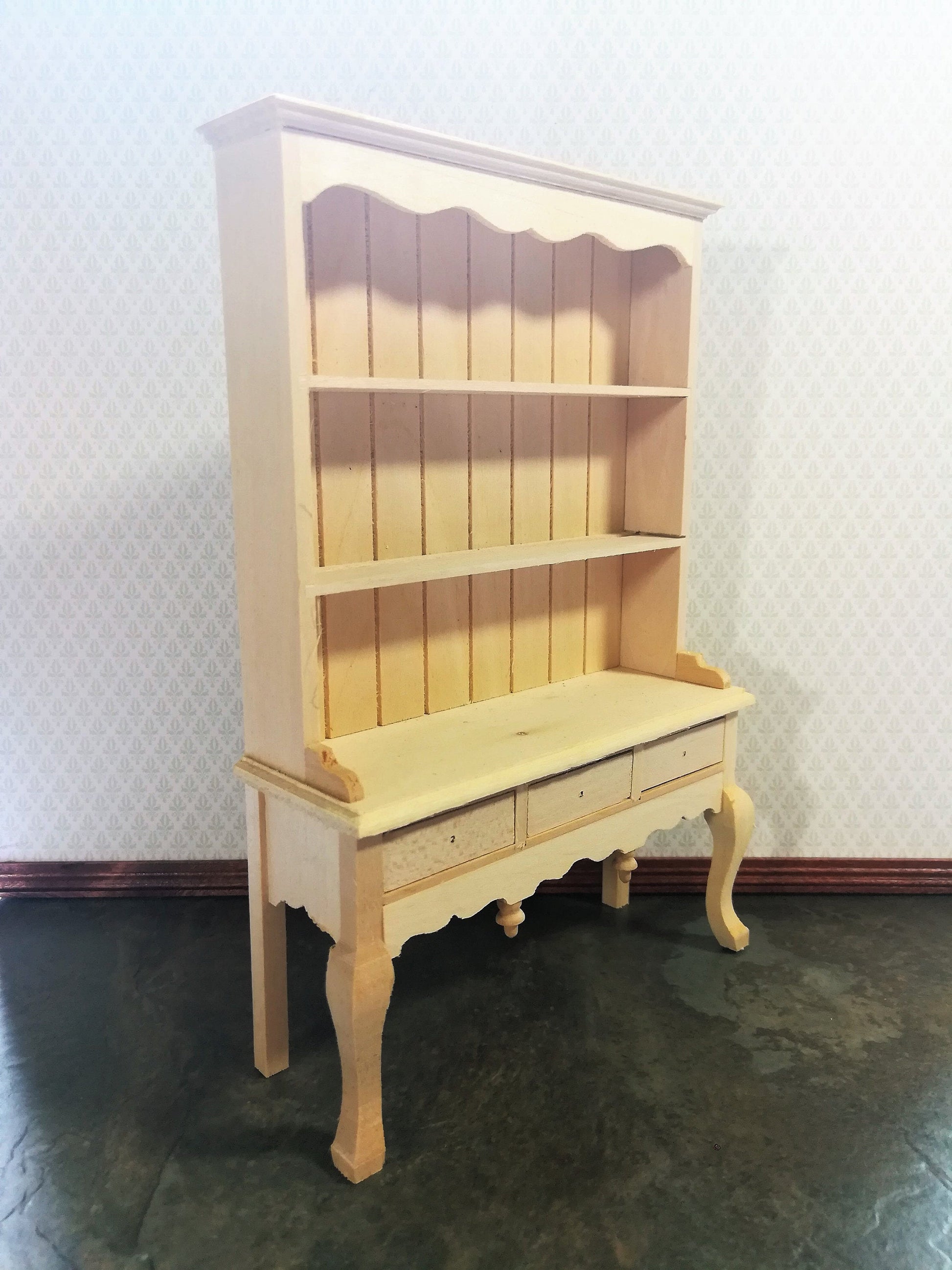 Dollhouse Cupboard Hutch Queen Anne Style Kitchen 1:12 Scale Furniture Unpainted