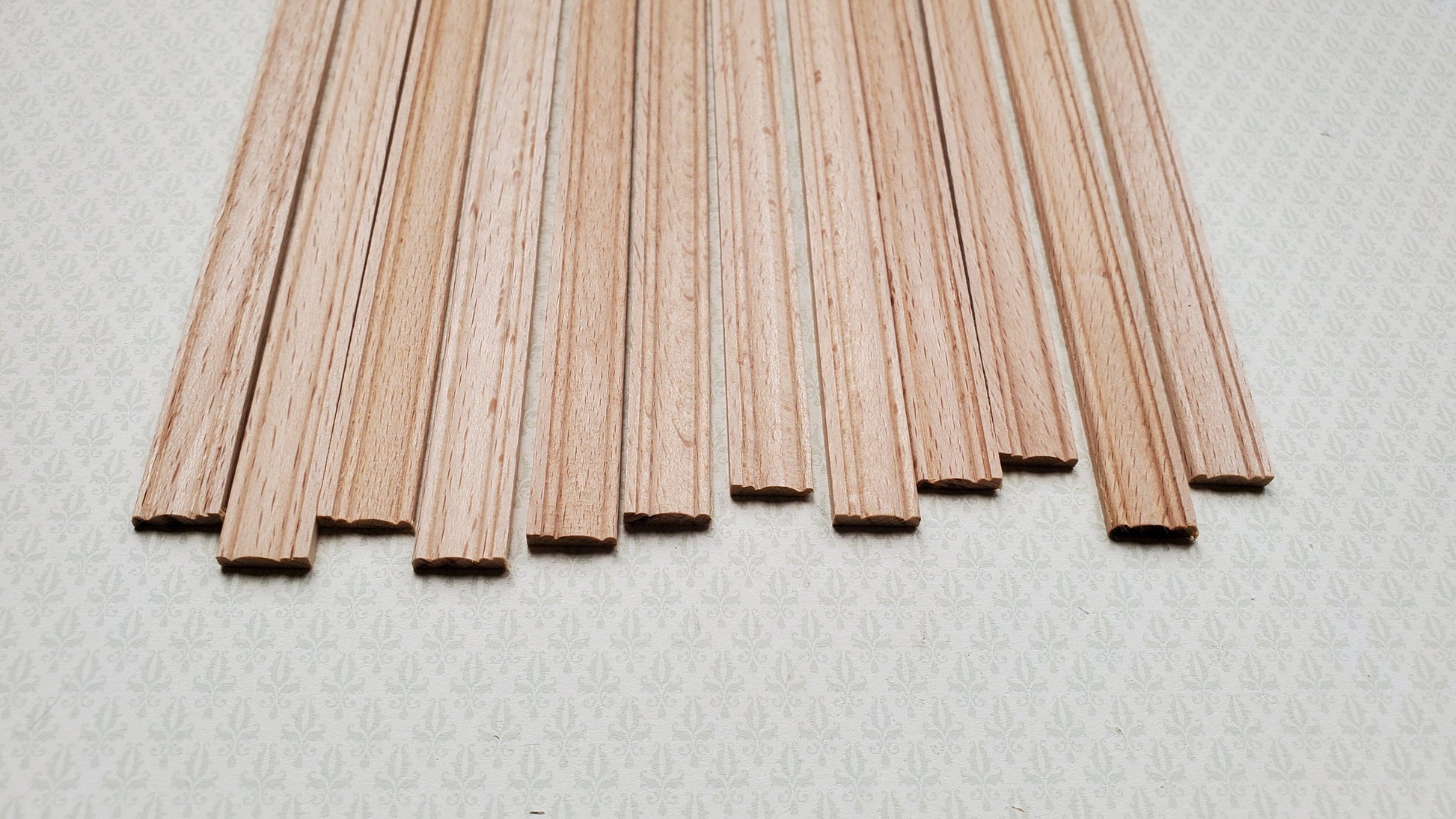 Dollhouse Miniatures Window Casing 6" Trim x12 Pieces 1:12 Scale Building 70306