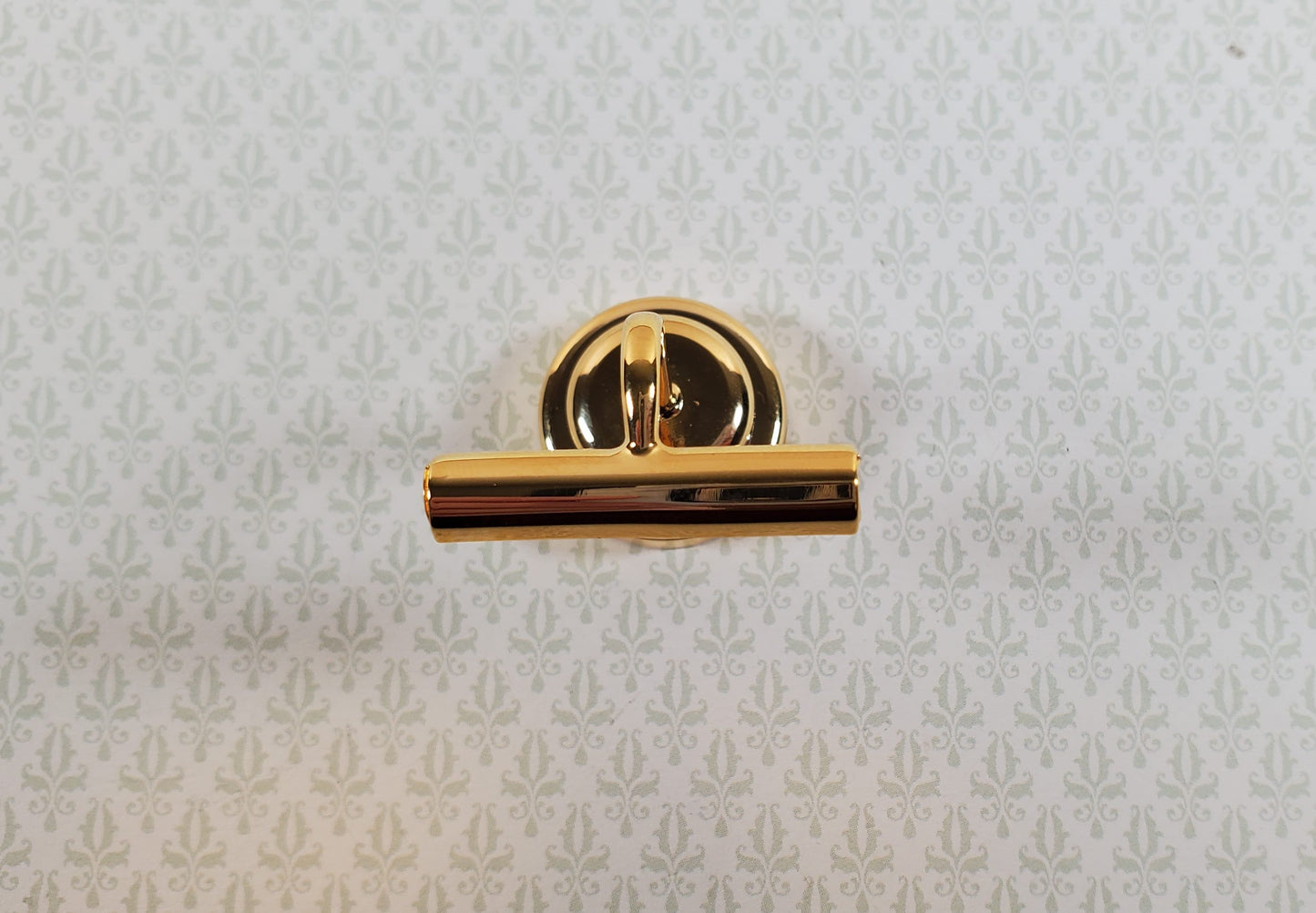 Dollhouse Picture Light or Piano Lamp Battery Operated with Wand 1:12 Miniature