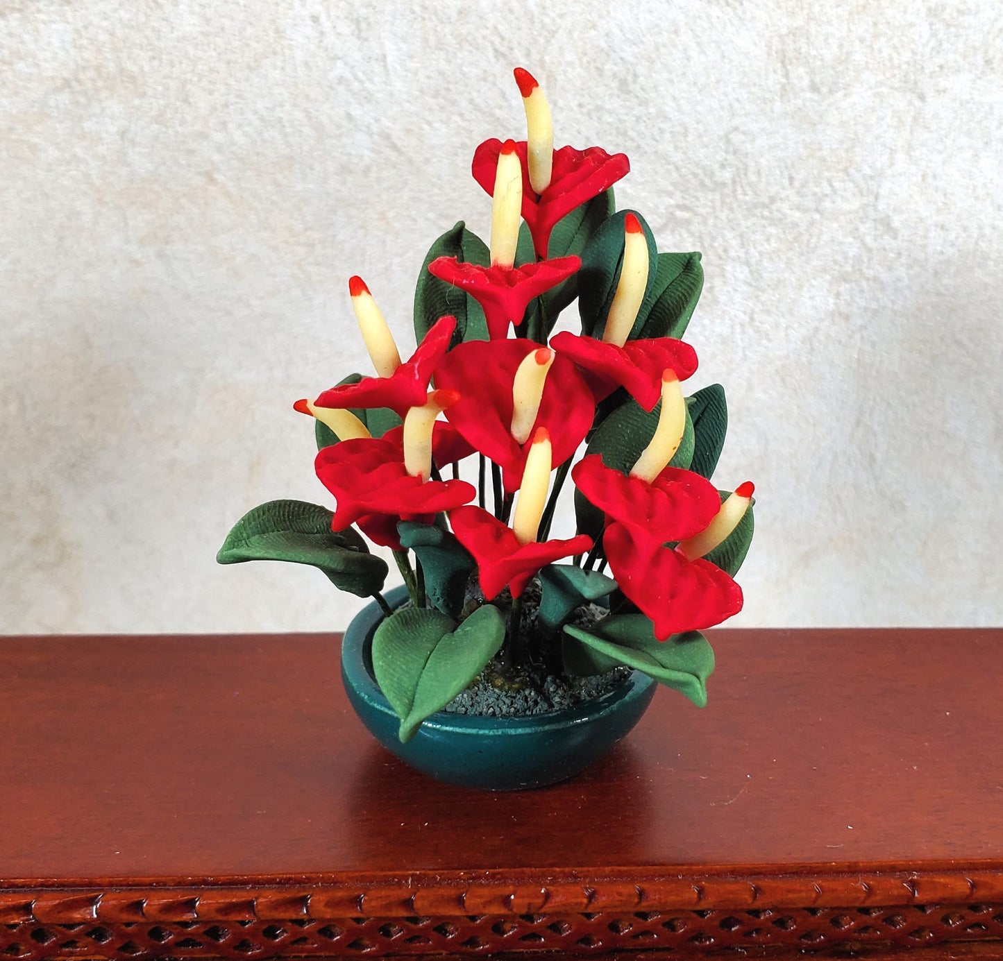 Dollhouse Red Anthurium Plant in Dark Green Bowl 1:12 Scale Miniature