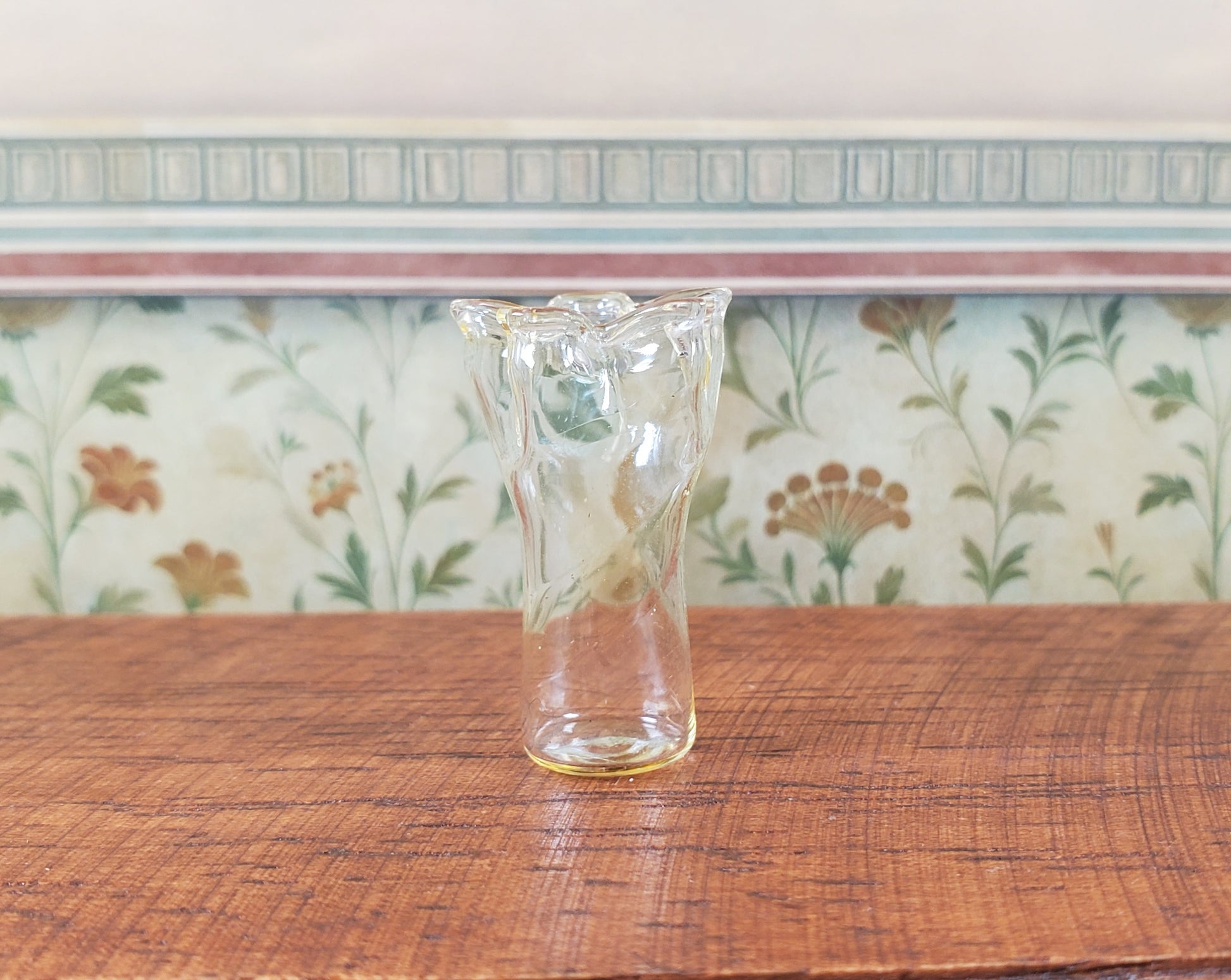 Dollhouse Glass Ruffled Vase Clear 1:12 Scale Miniature Decoration