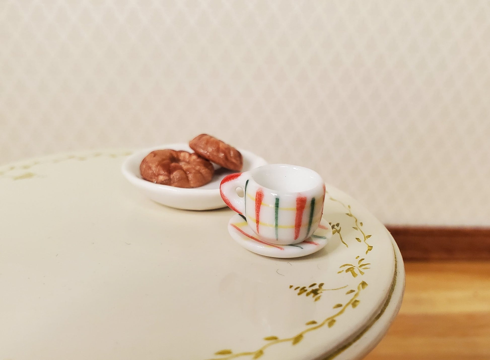 Dollhouse Ceramic Coffee Cup Green Red Stripes Motif 1:12 Scale Miniature