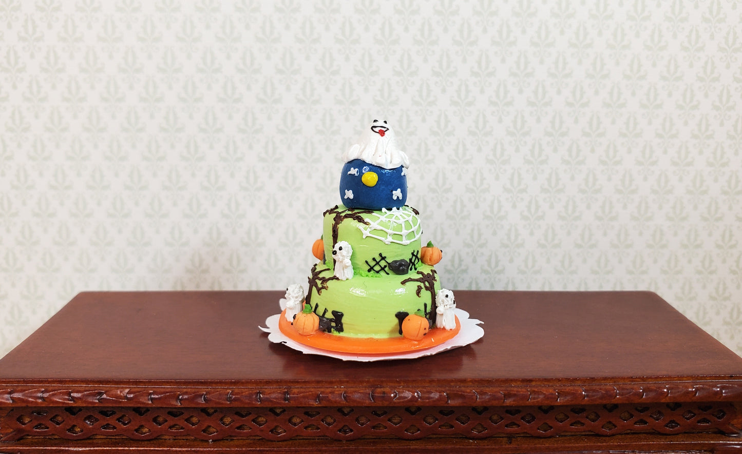 Dollhouse Goofy Ghosts 3 Tier Halloween Cake 1:12 Scale Miniature Dessert