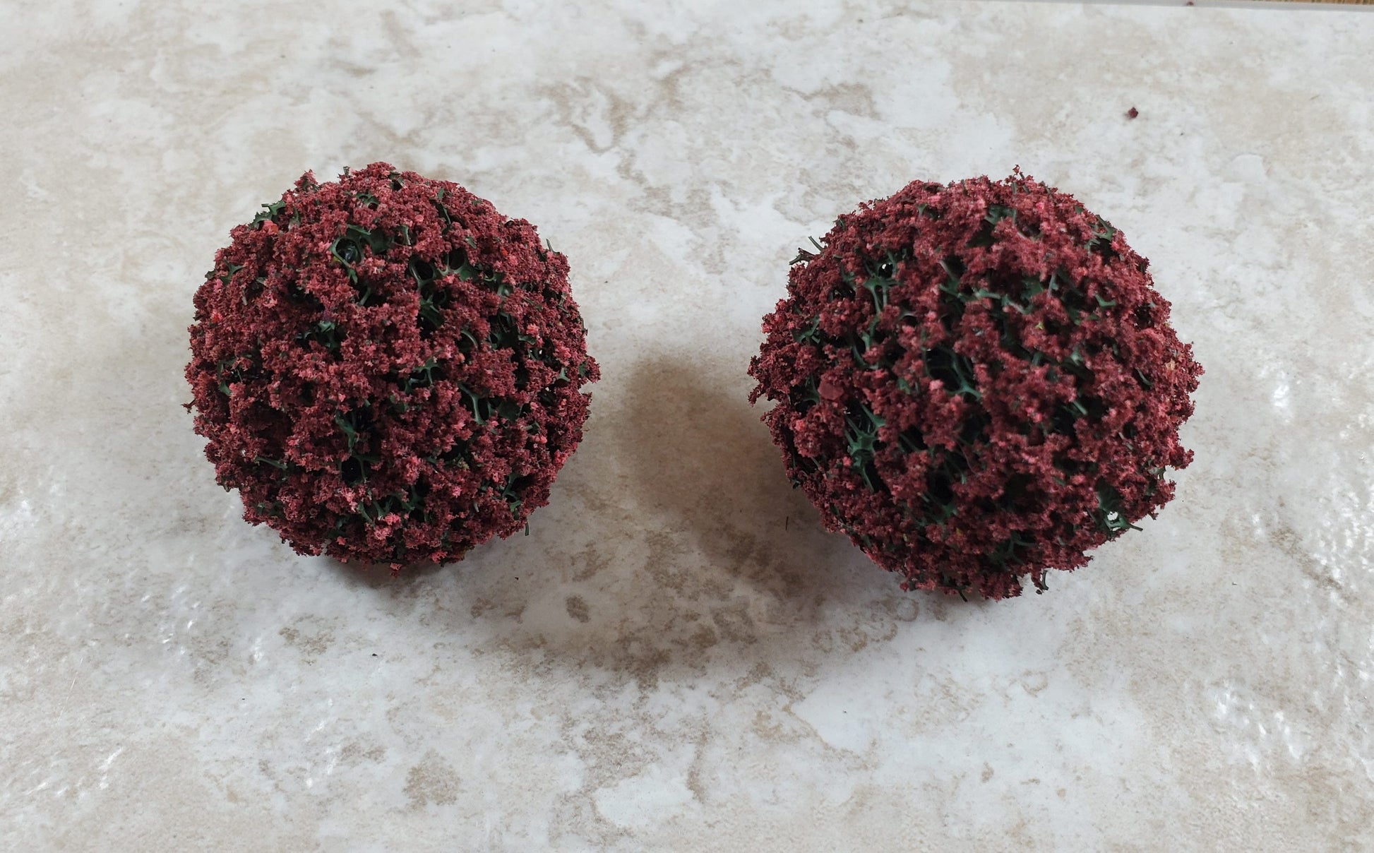 2 Model Scenery Round Flowering Shrubs Mauve Dollhouses Scale Model RR 1.5"