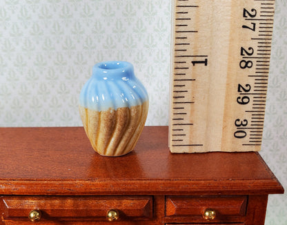 Dollhouse Two Toned Ceramic Vase with Wave Pattern 1:12 Scale Miniature