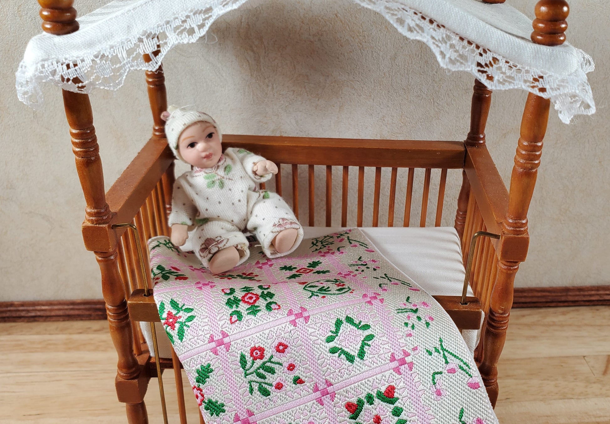 Dollhouse Blanket or Rug Carpet Pink Beige Green Woven Fabric 1:12 Scale Miniature