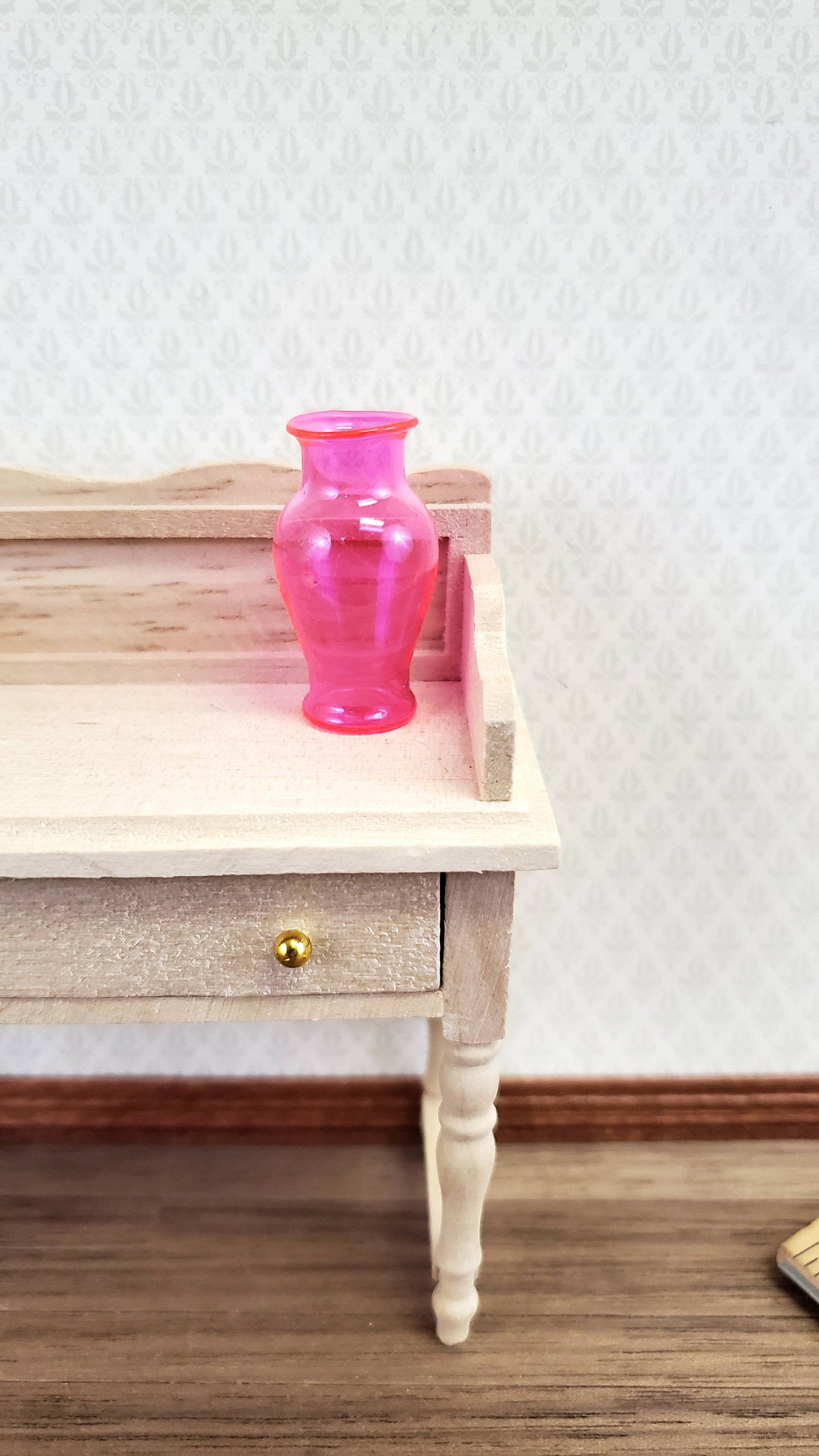 Dollhouse Pink Classic Glass Vase 1:12 Scale Miniature Decoration Flowers