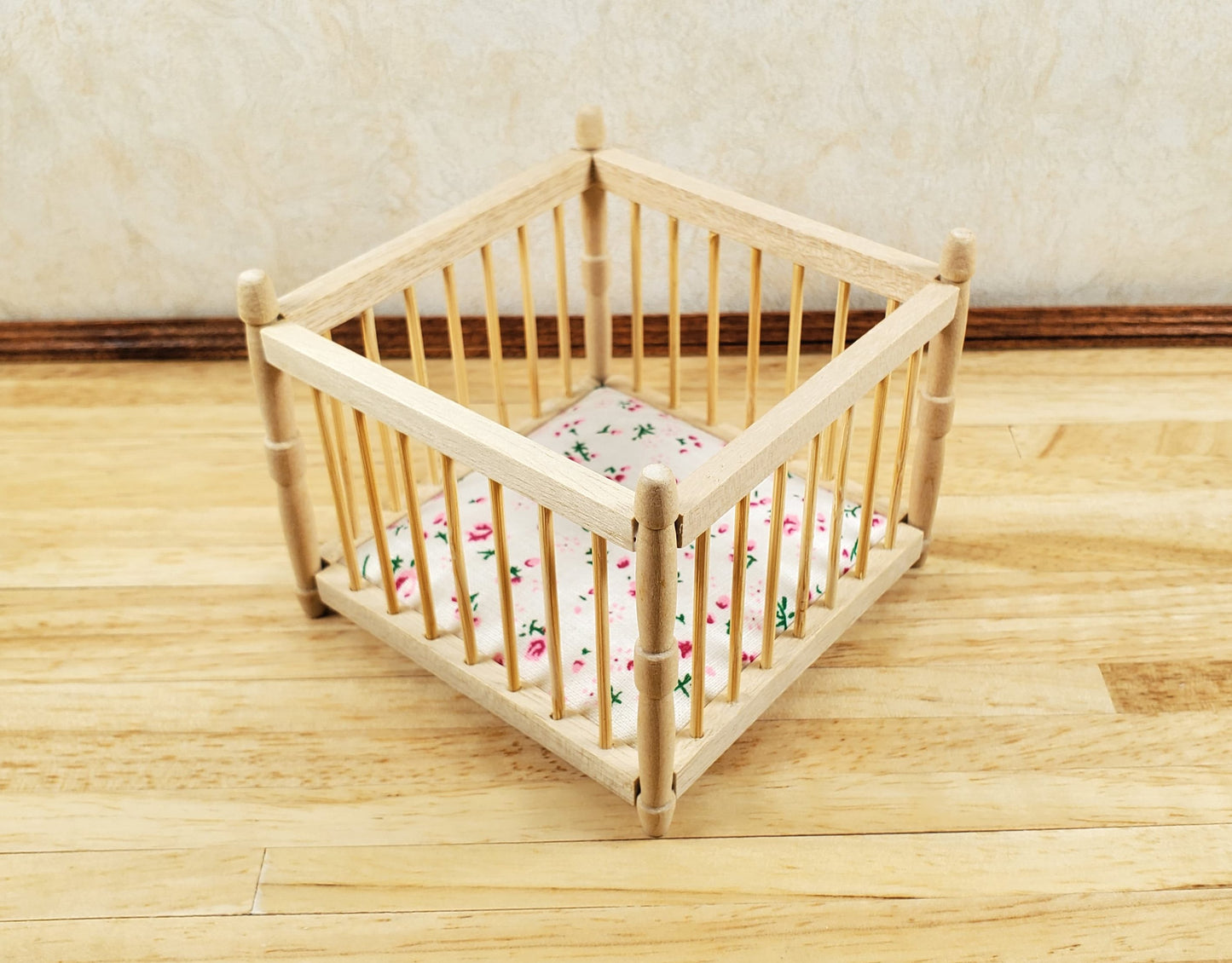 Dollhouse Miniature Playpen Natural Wood 1:12 Scale Nursery Room Furniture