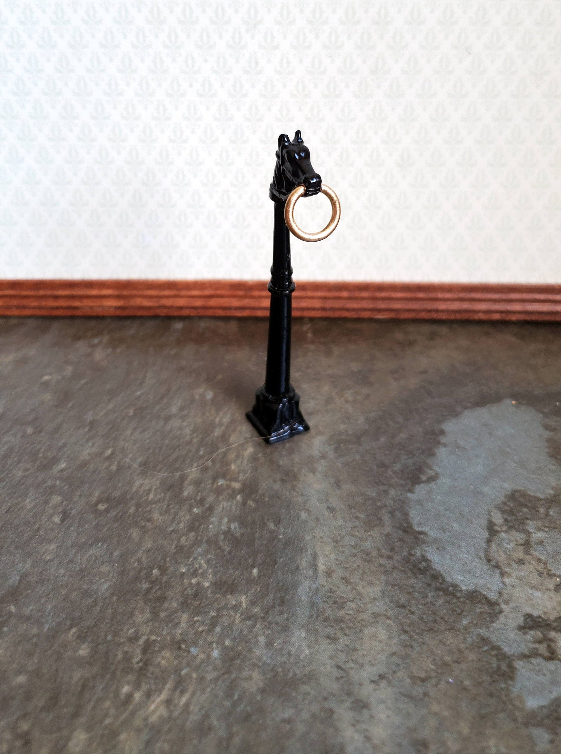 Dollhouse Miniature Horse Hitching Post 1:12 Scale Painted Black Metal