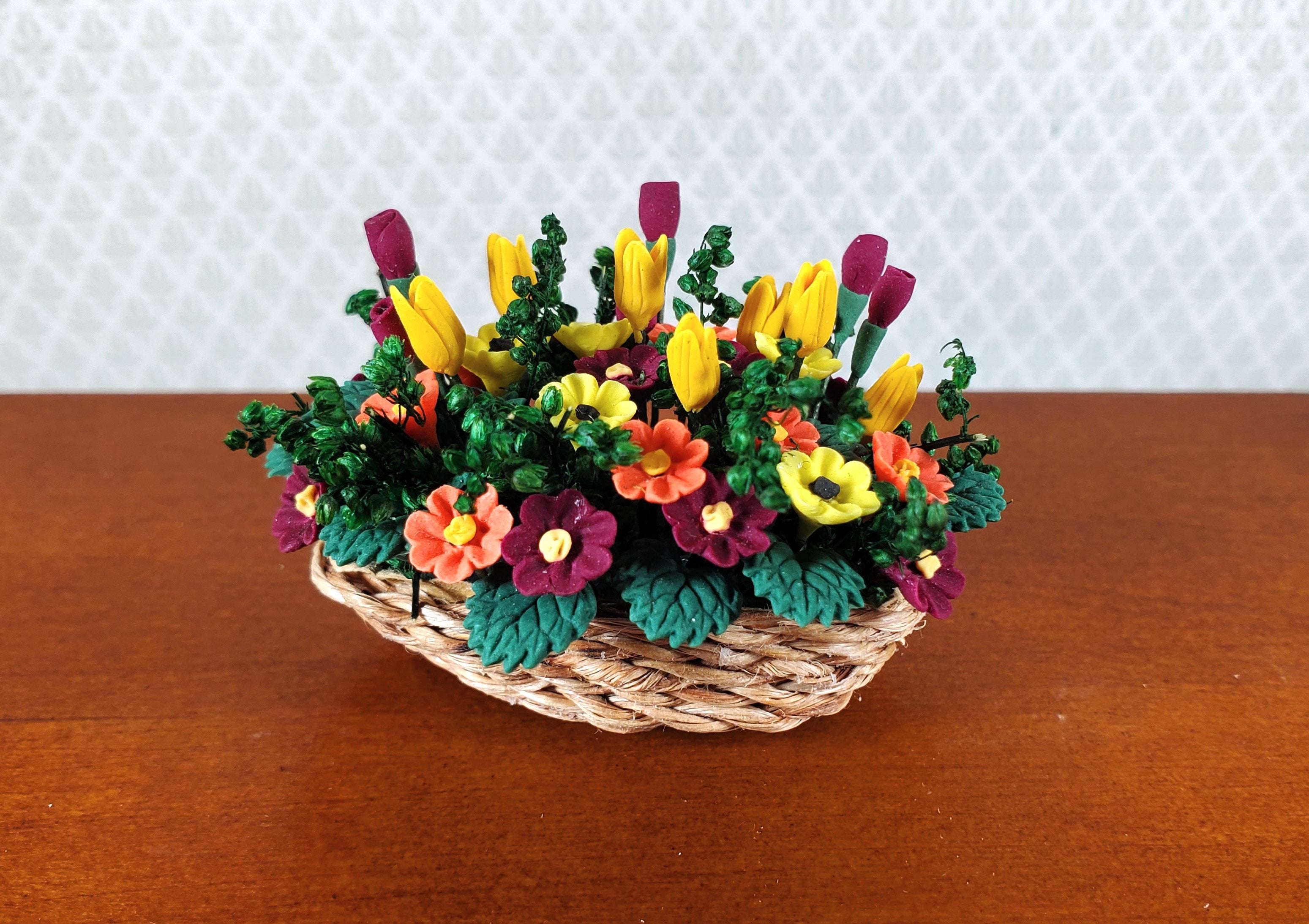 Dollhouse Autumn Colored Centerpiece in a Natural Basket 1:12 Scale Mi ...