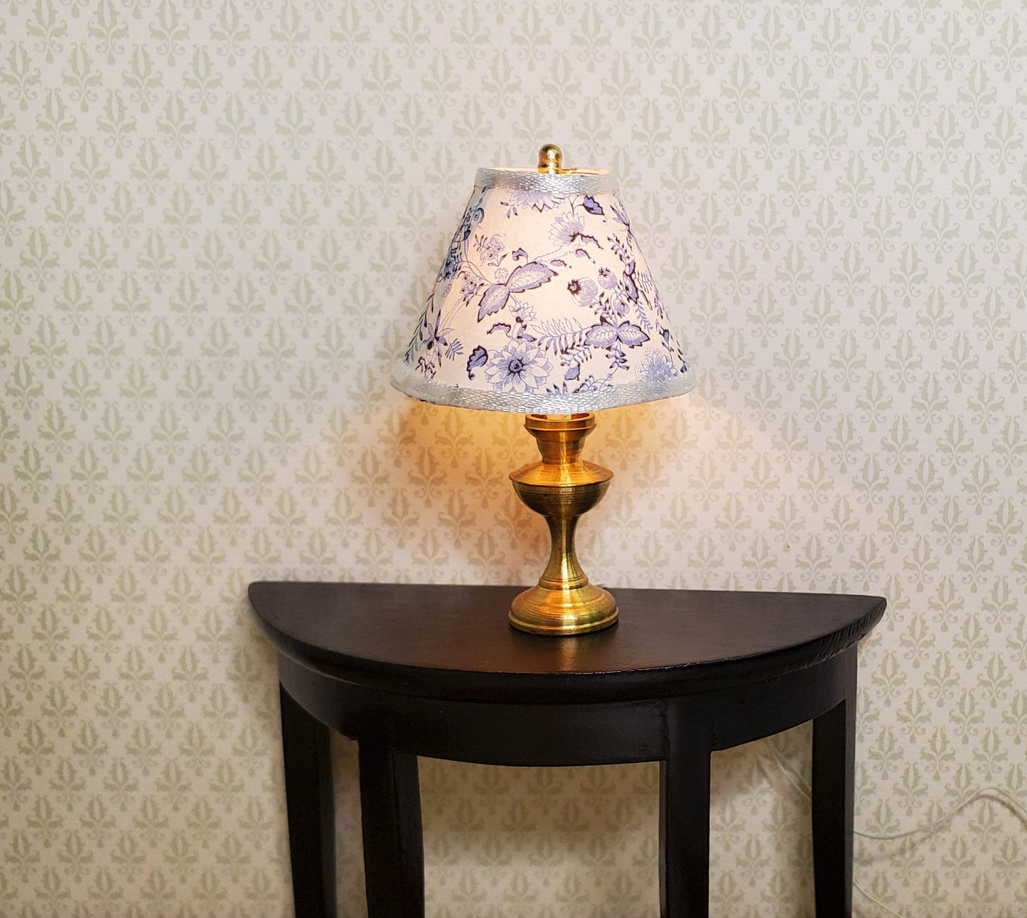 Dollhouse Table Lamp Blue Onion Design Brass Base 12 Volt Wired 1:12 Scale